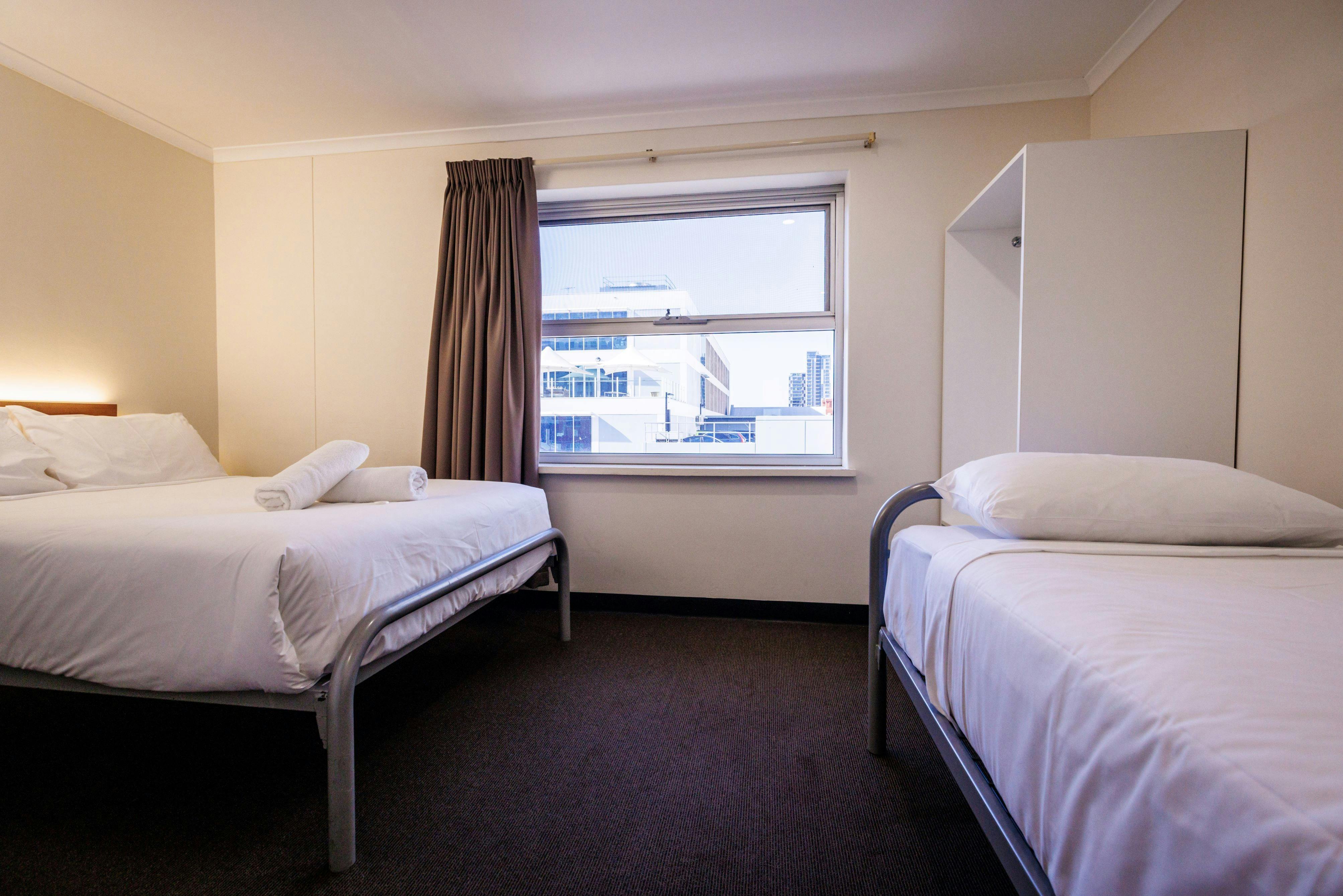 Queen Plus 1 Ensuite