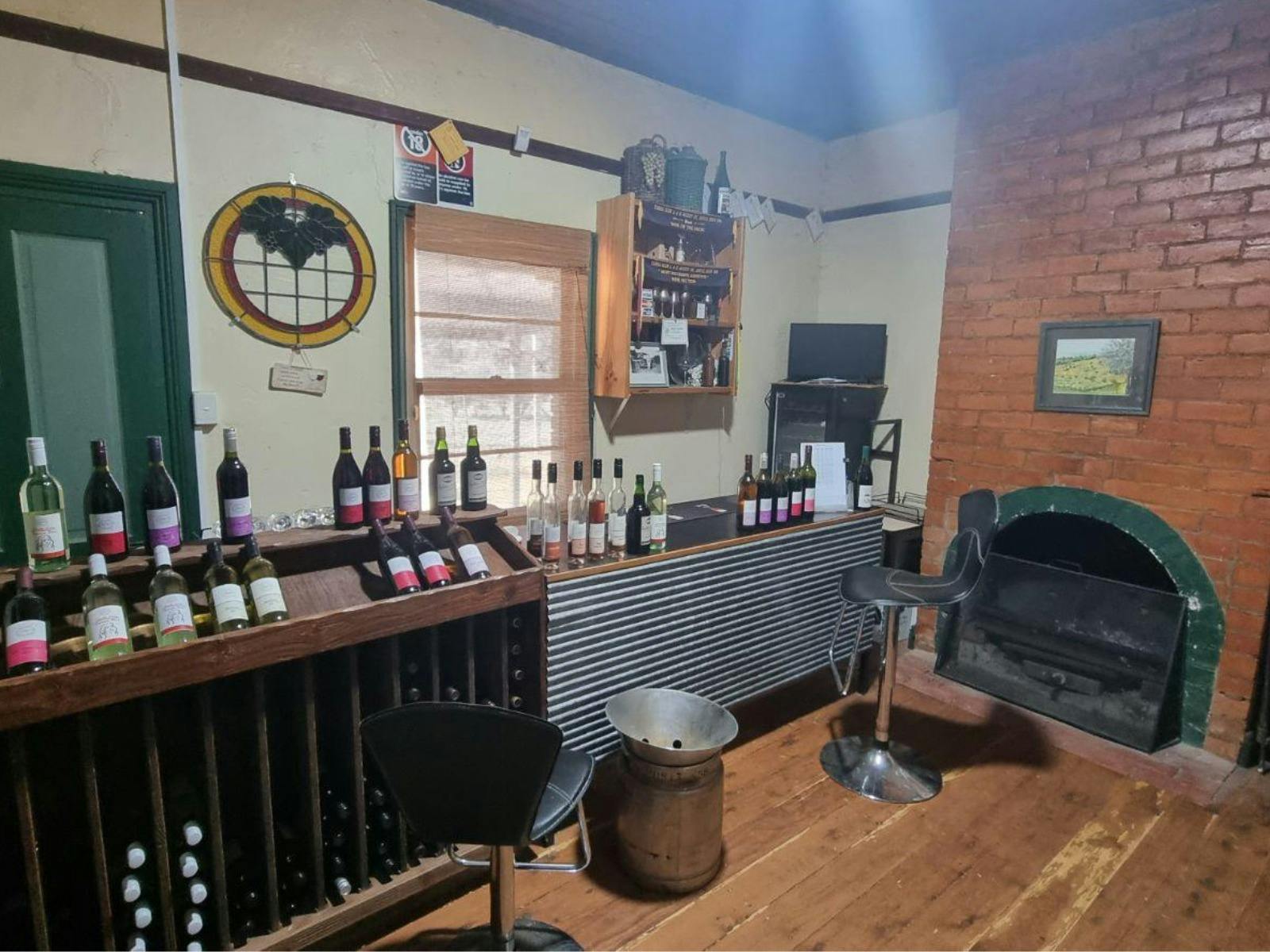 Inside the cellar door at Splitters Creek Vineyard