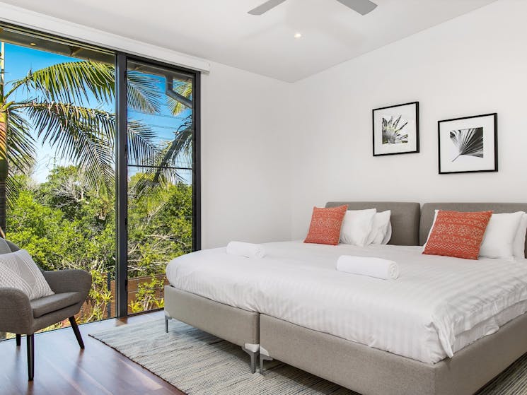 Kiah Beachside - Byron Bay - 3rd mezzanine bedroom with twin king singles