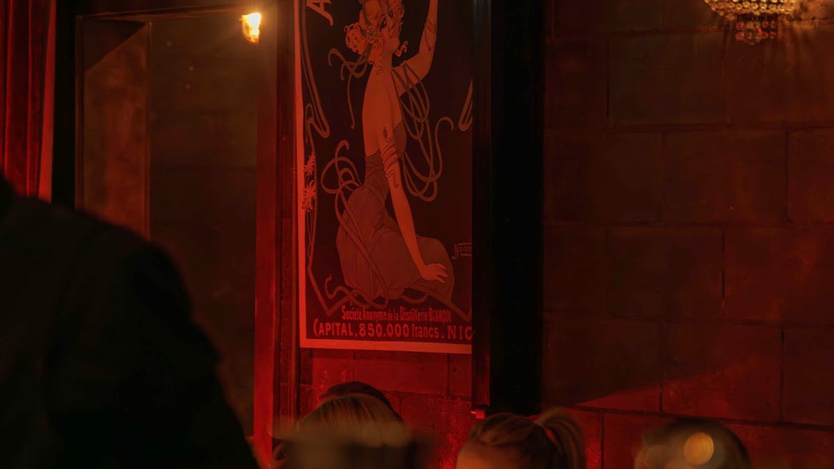 Chandeliers, Velvet, Candles, Cocktails shaking