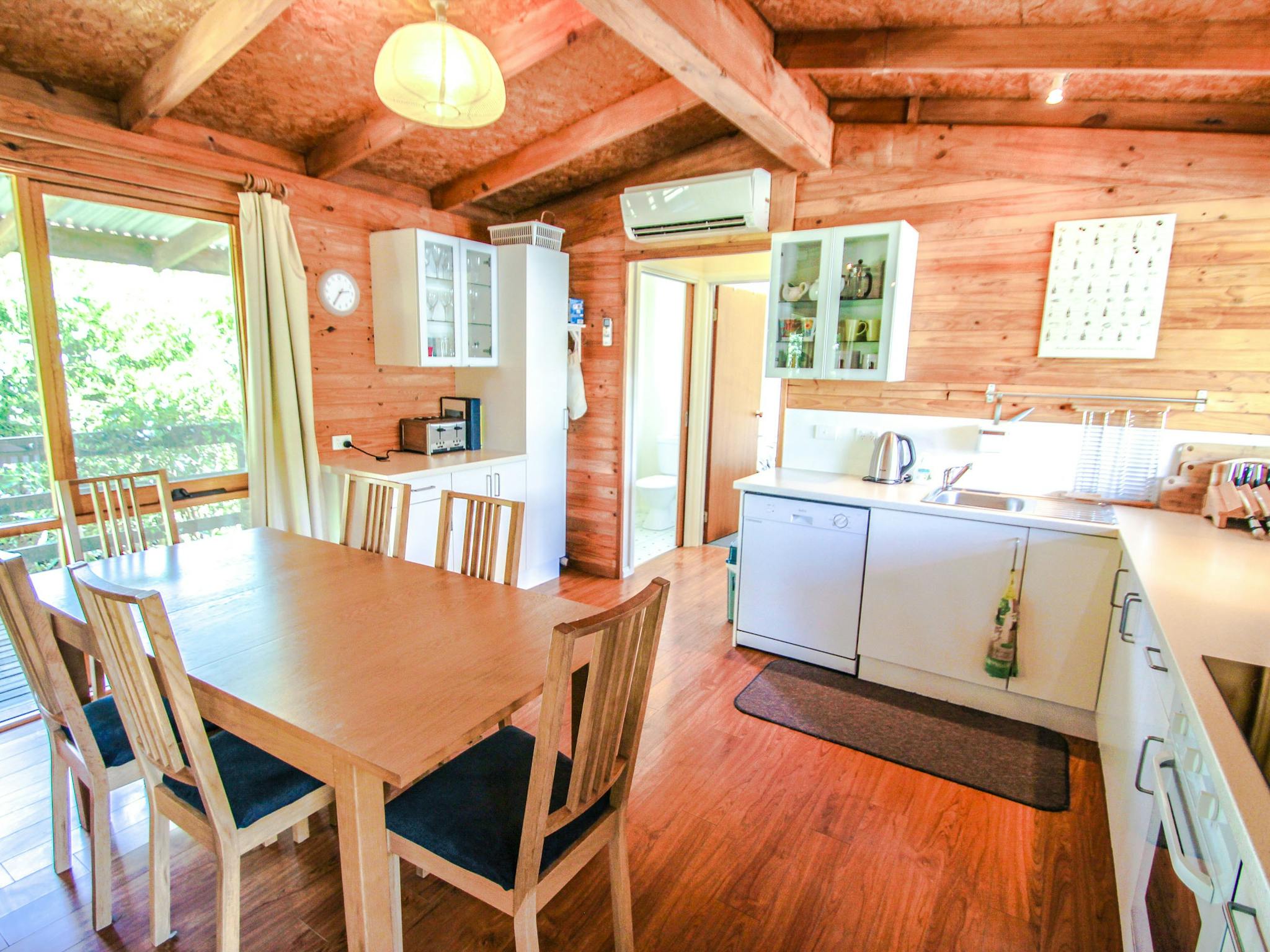 The Cabin - Pet friendly accommodation