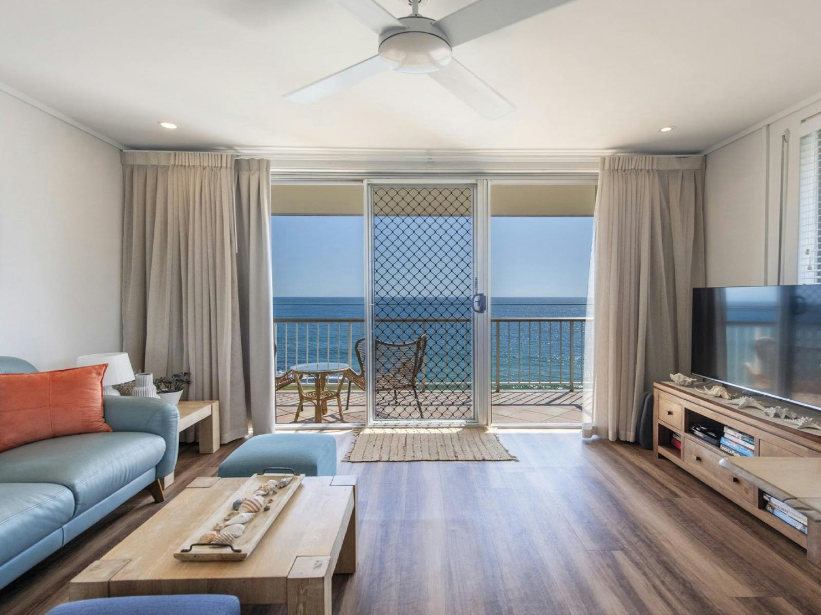 Lounge Room