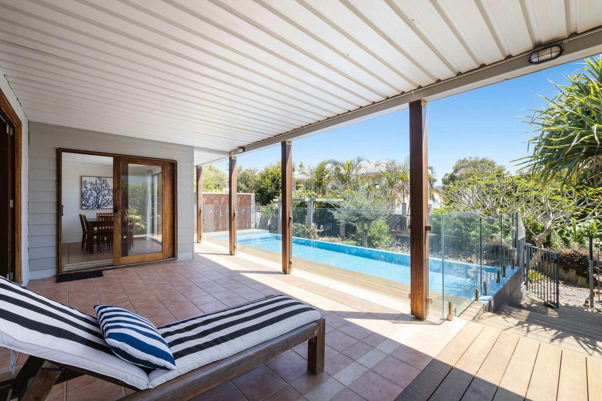 Victoria's - Hamptons Beachside Residence