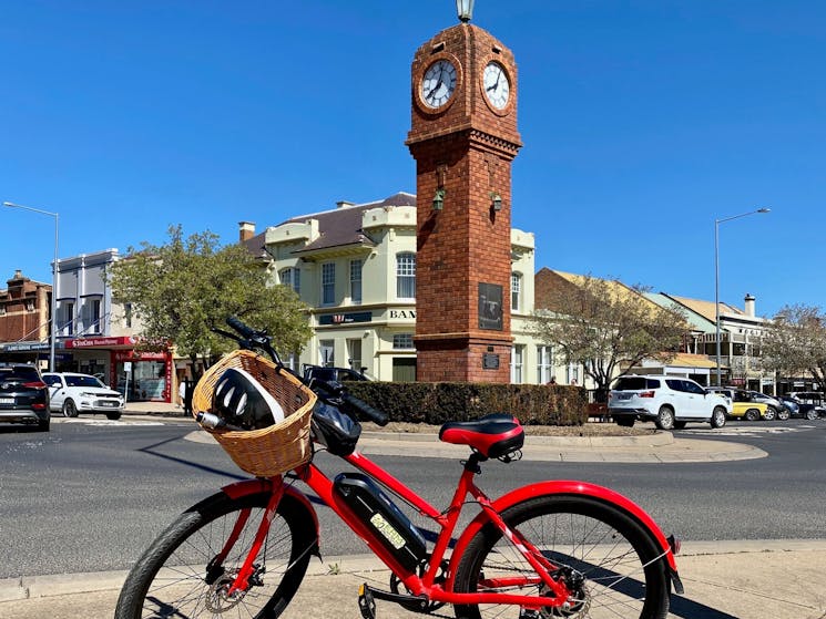 Exploring Mudgee and surrounds is ezy'r with ezyride electric bike