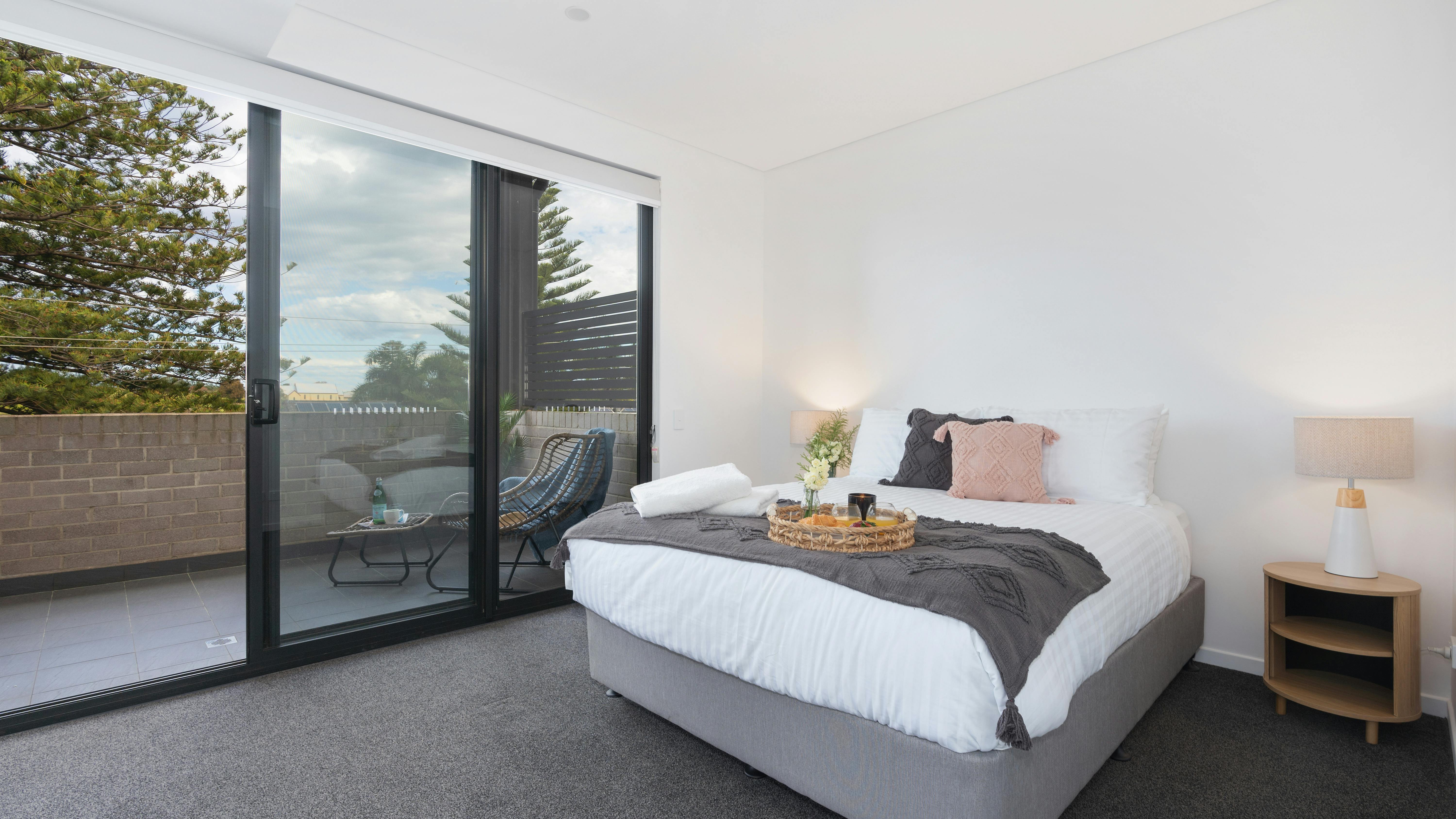 ベッドルーム 1