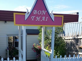 Bon Thai Restaurant thumbnail