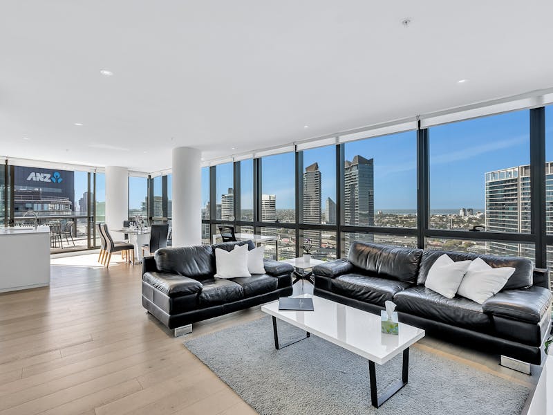 Living area with leather couches and breath taking views
