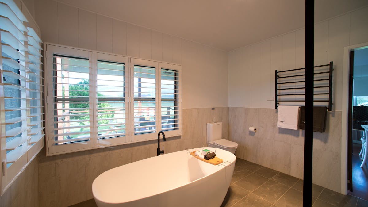 Main bathroom