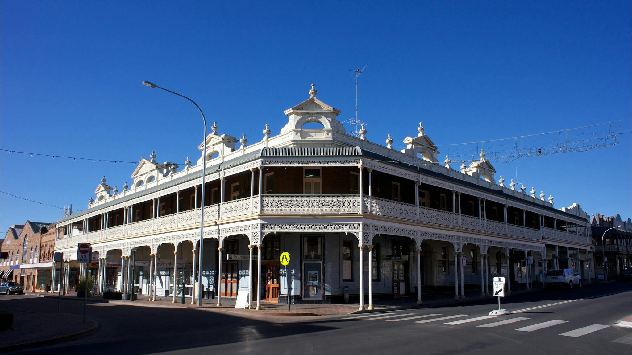 Corner Beardy Street and Faulkner Street