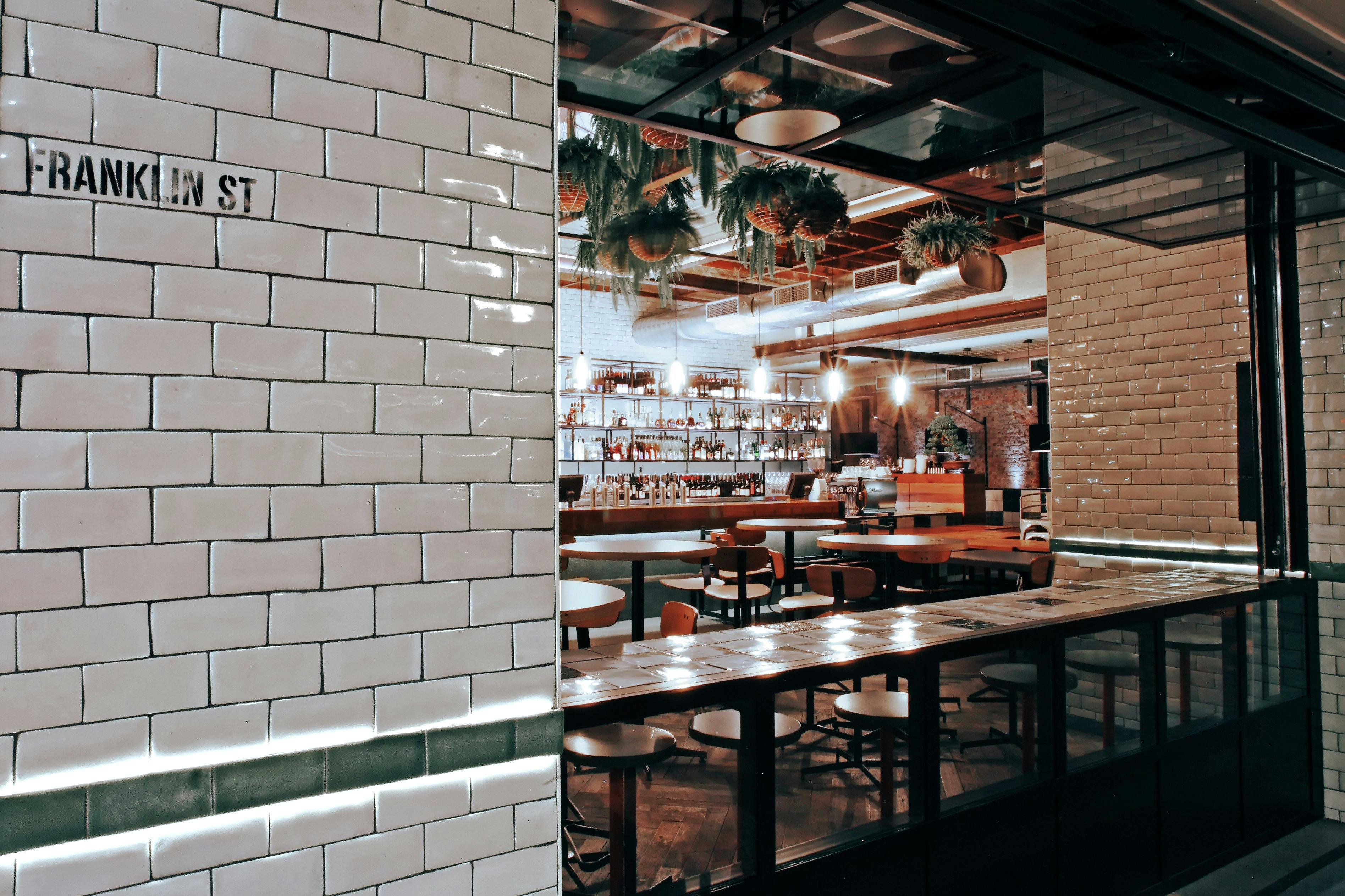 Public bar