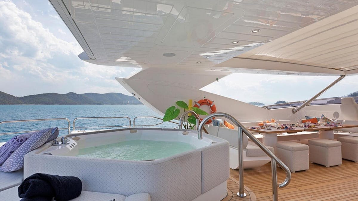 YOTSPACE superyacht charters Whitsundays,  Great Barrier Reef