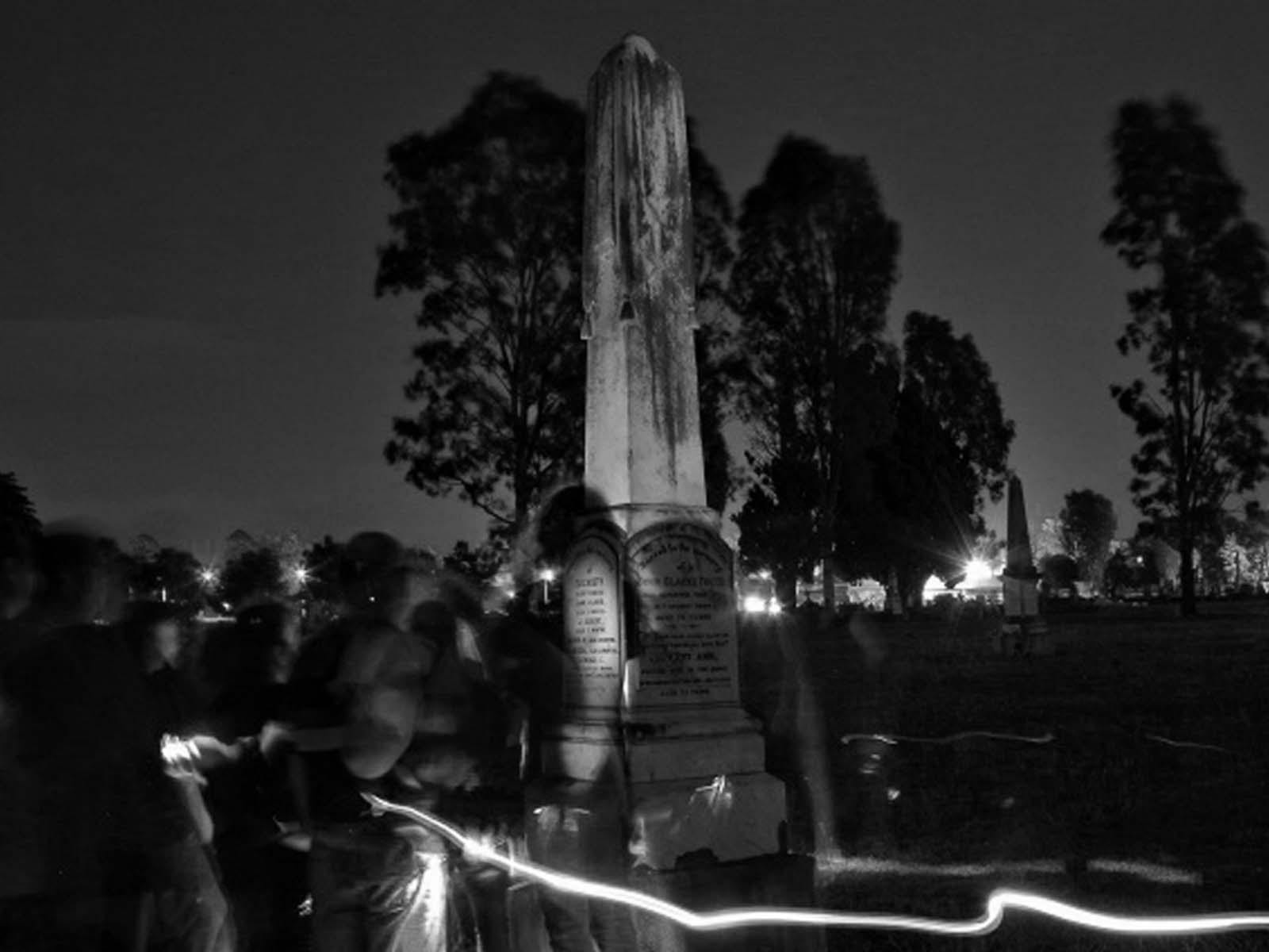 Ipswich Cemetery Ghost Tour