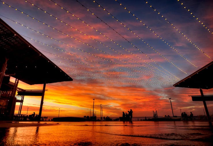 Sunset Jetties Beaches Evening Tour 6pm to 930pm