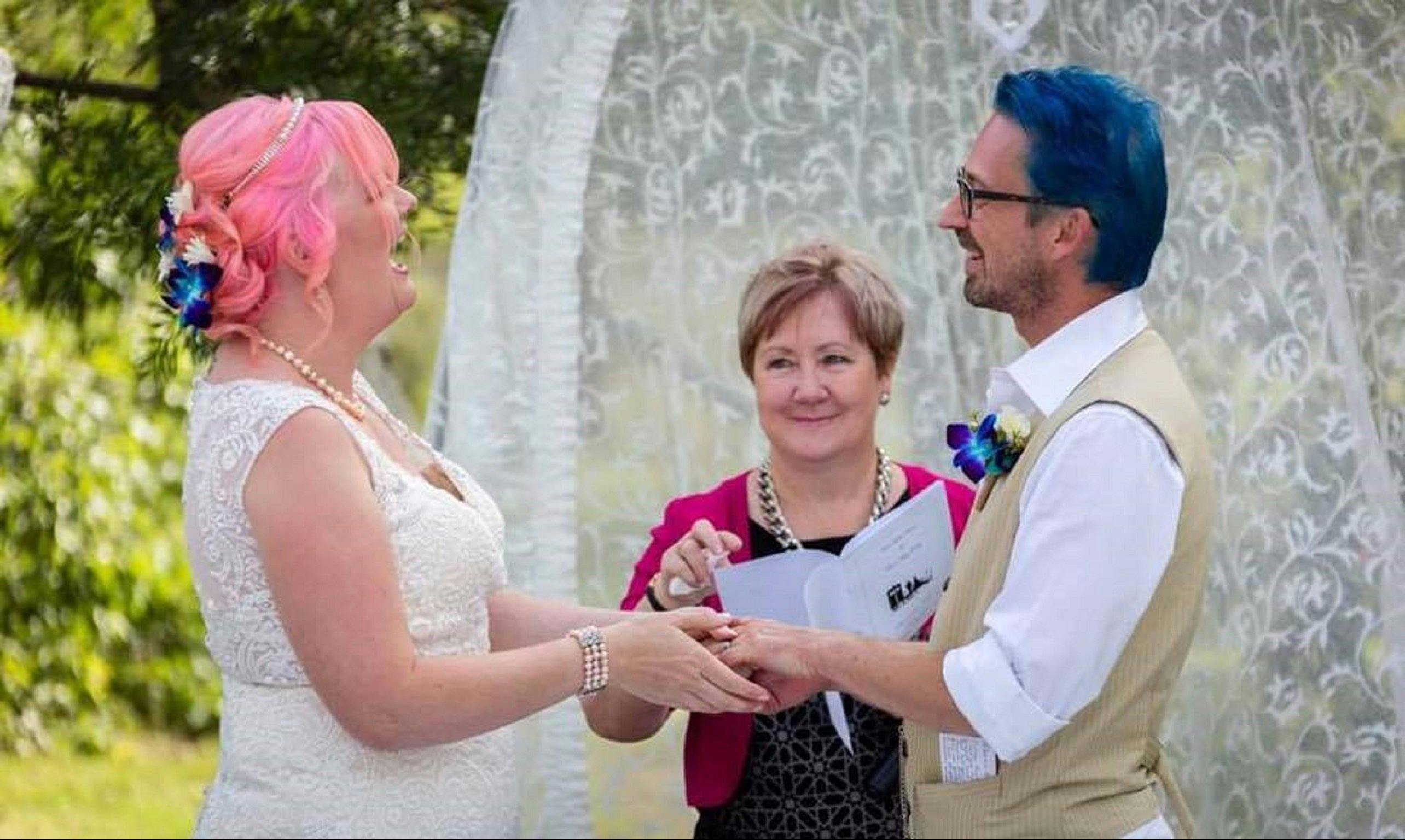 Hunter Valley Wedding Celebrant - Kathy Pynsent