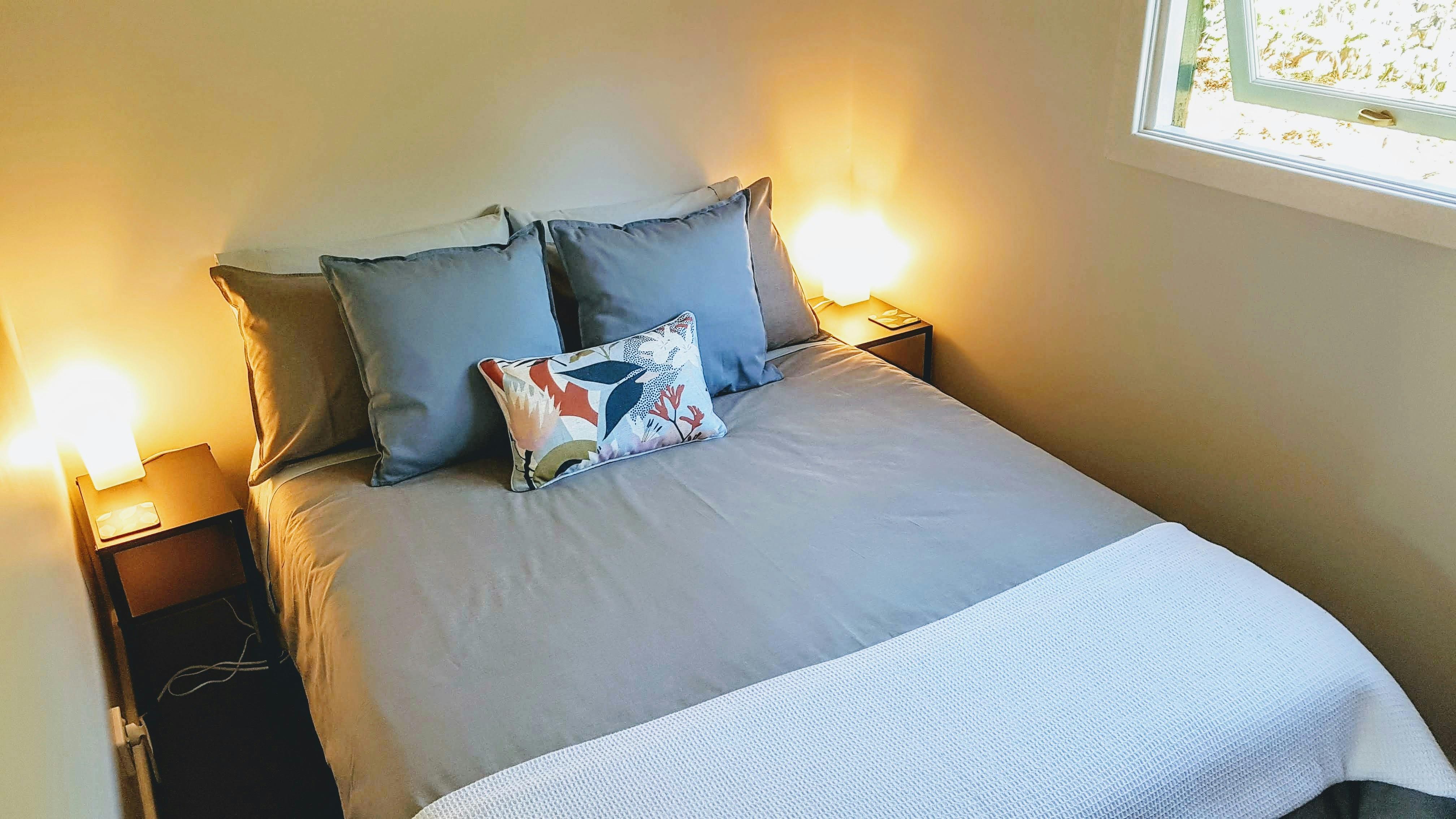 블루마운틴 게스트하우스 세컨드 베드룸 더블 사이즈 침대