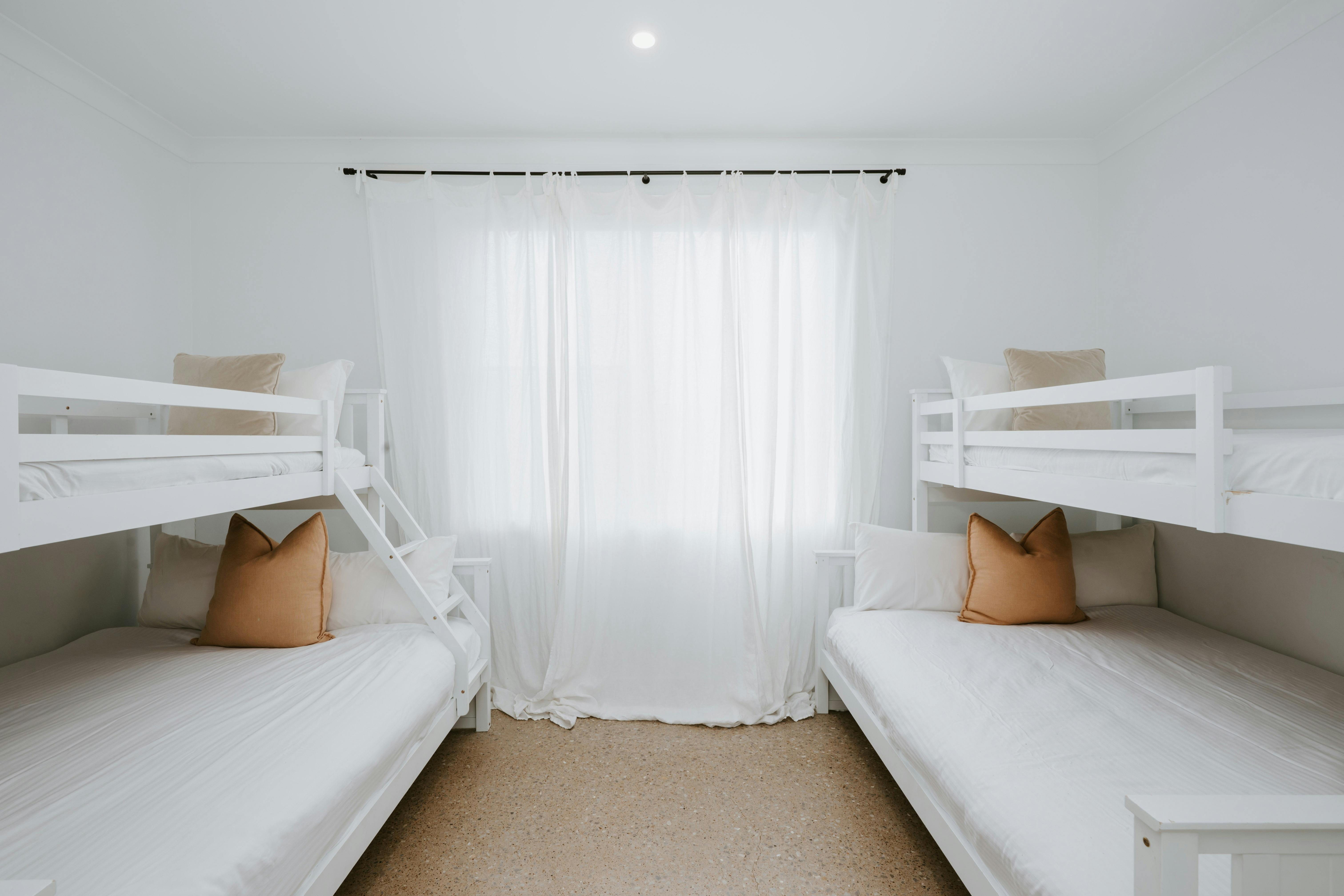 Jarli-Barn-luxury-group-accommodation-