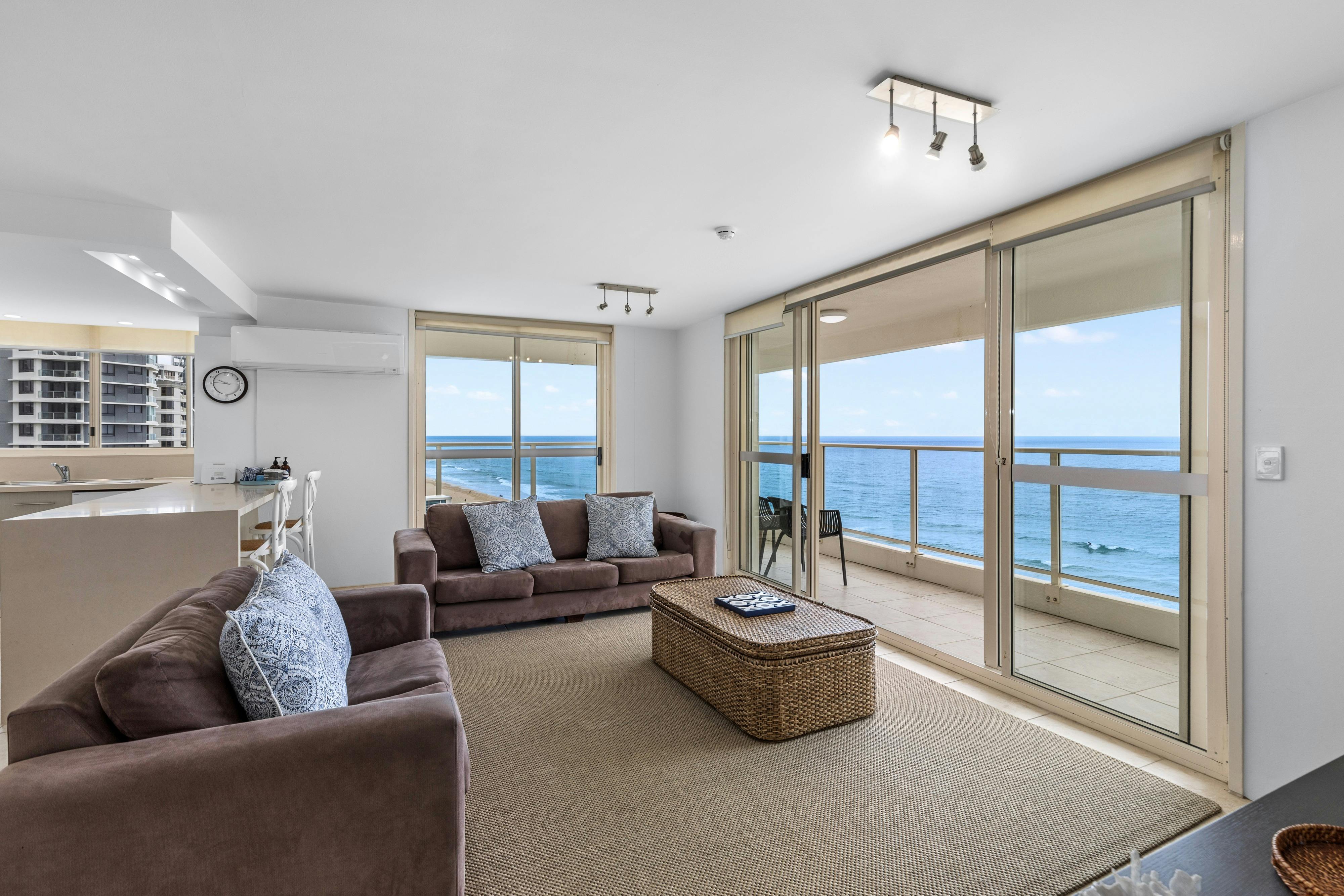 Superior 3 Bedroom Ocean View Apartment