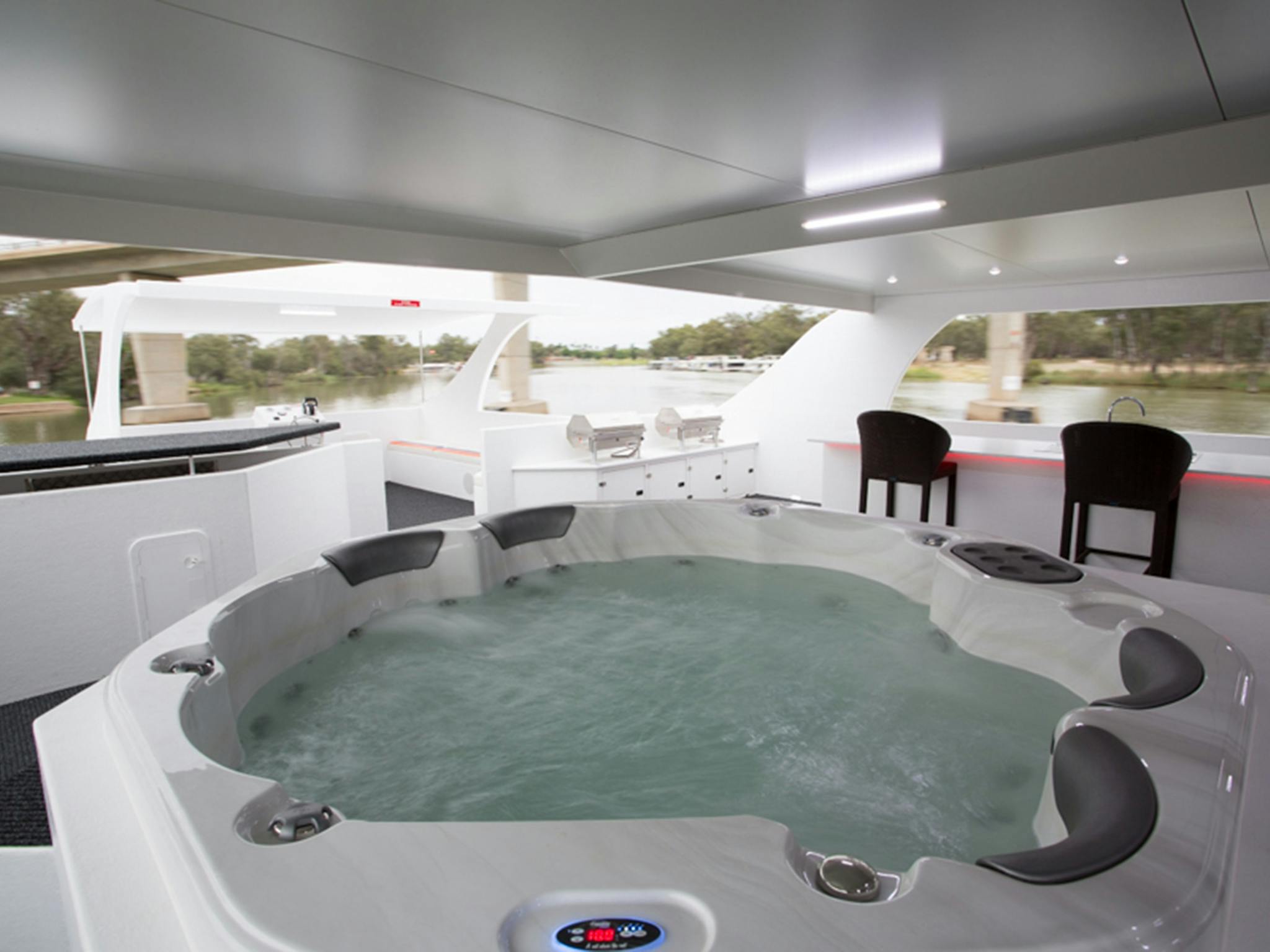 Rooftop spa
