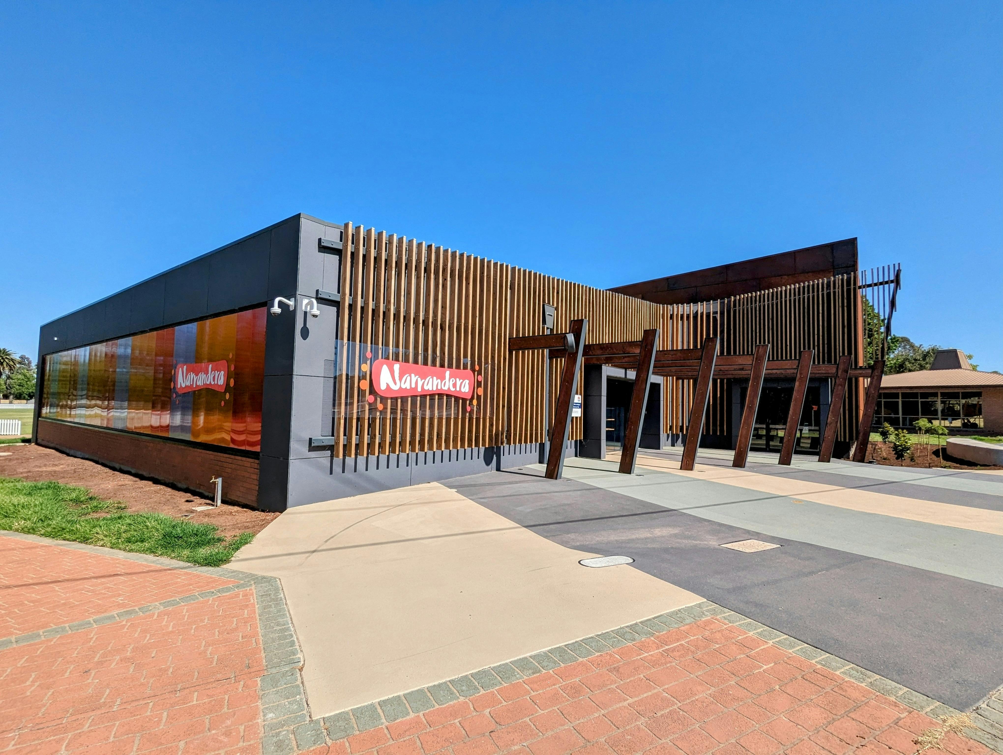 Exterior view of the Narrandera Destination and Discovery Hub building