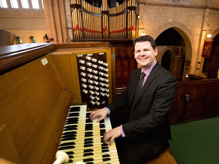 Peter Guy organist