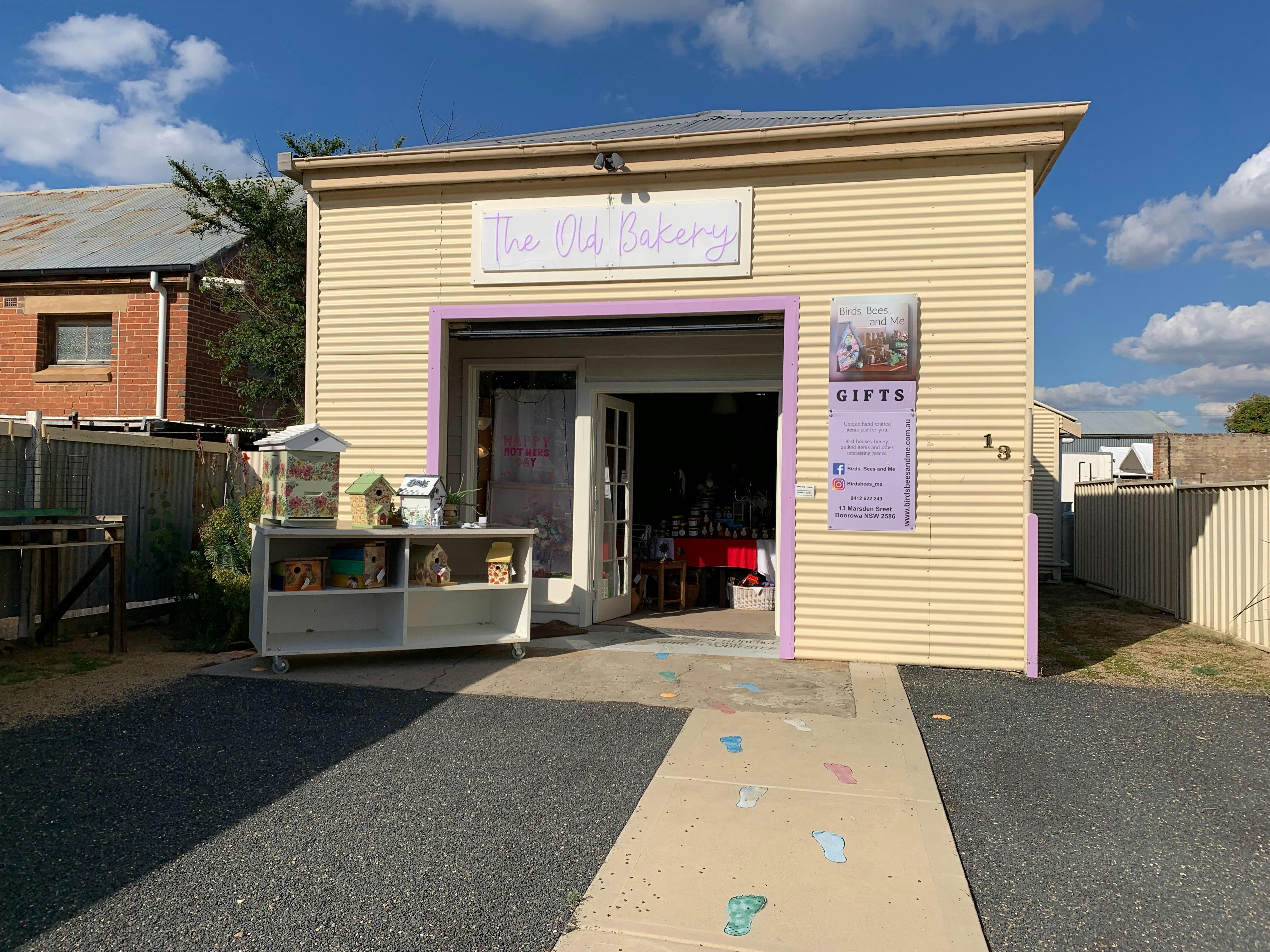 鳥、蜂、そして私