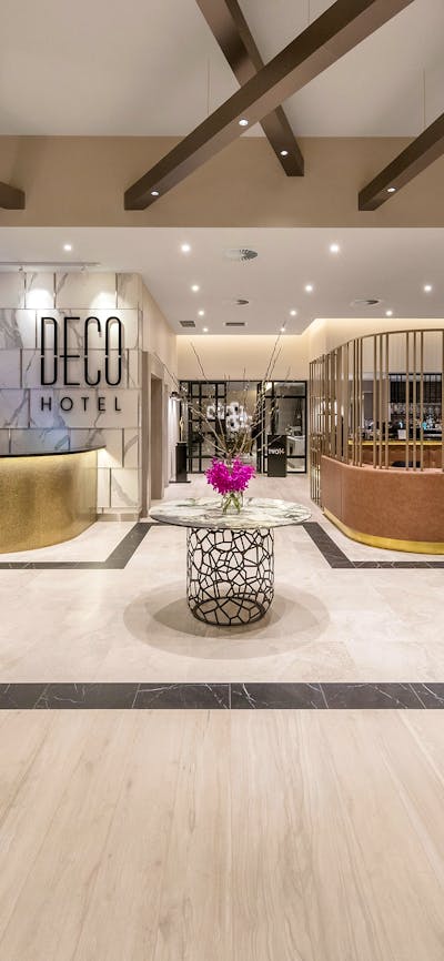 Deco Hotel Foyer
