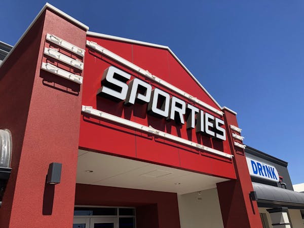 Sporties Tavern
