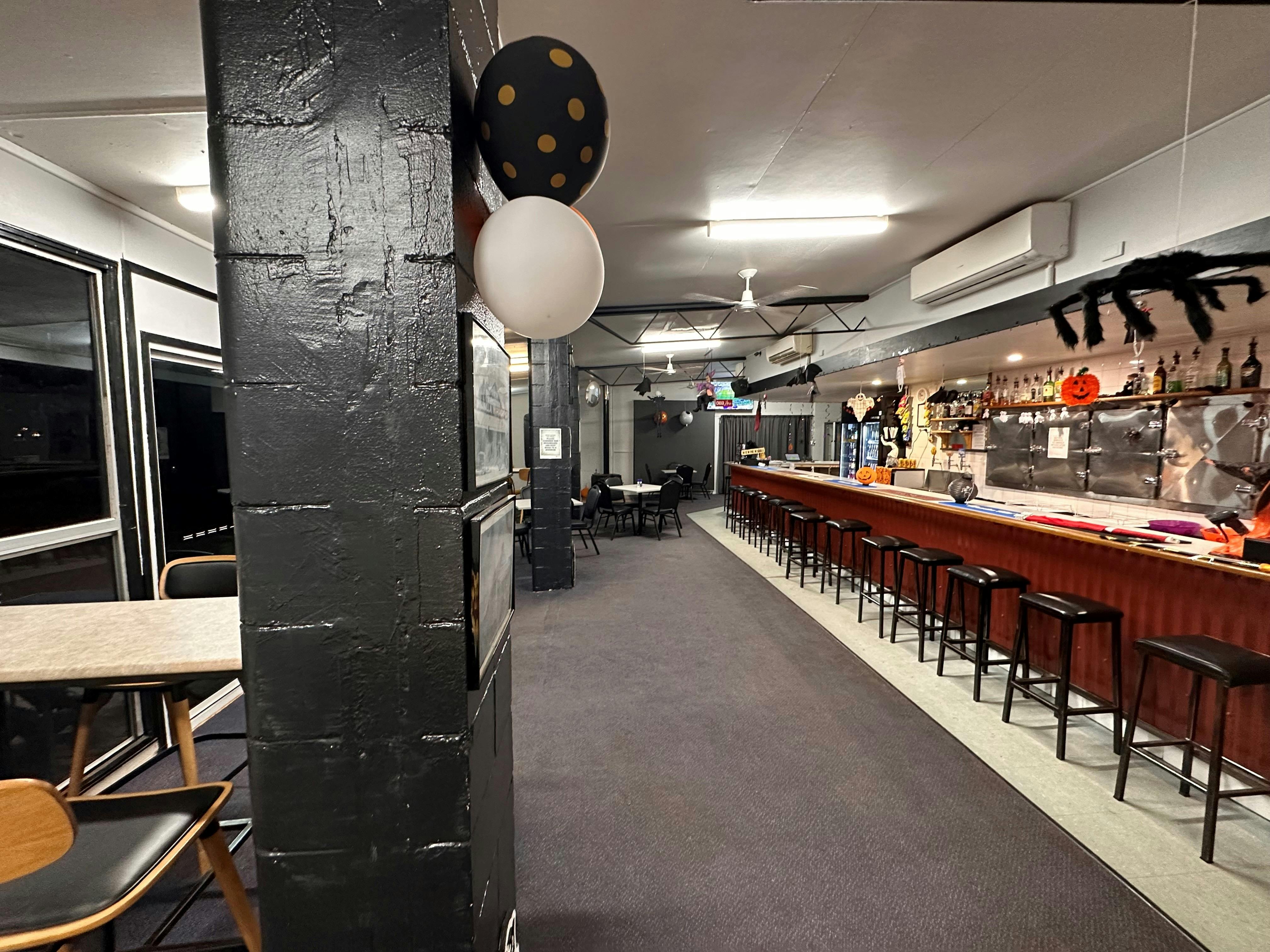 Great Bar at the Billabong hotel.
