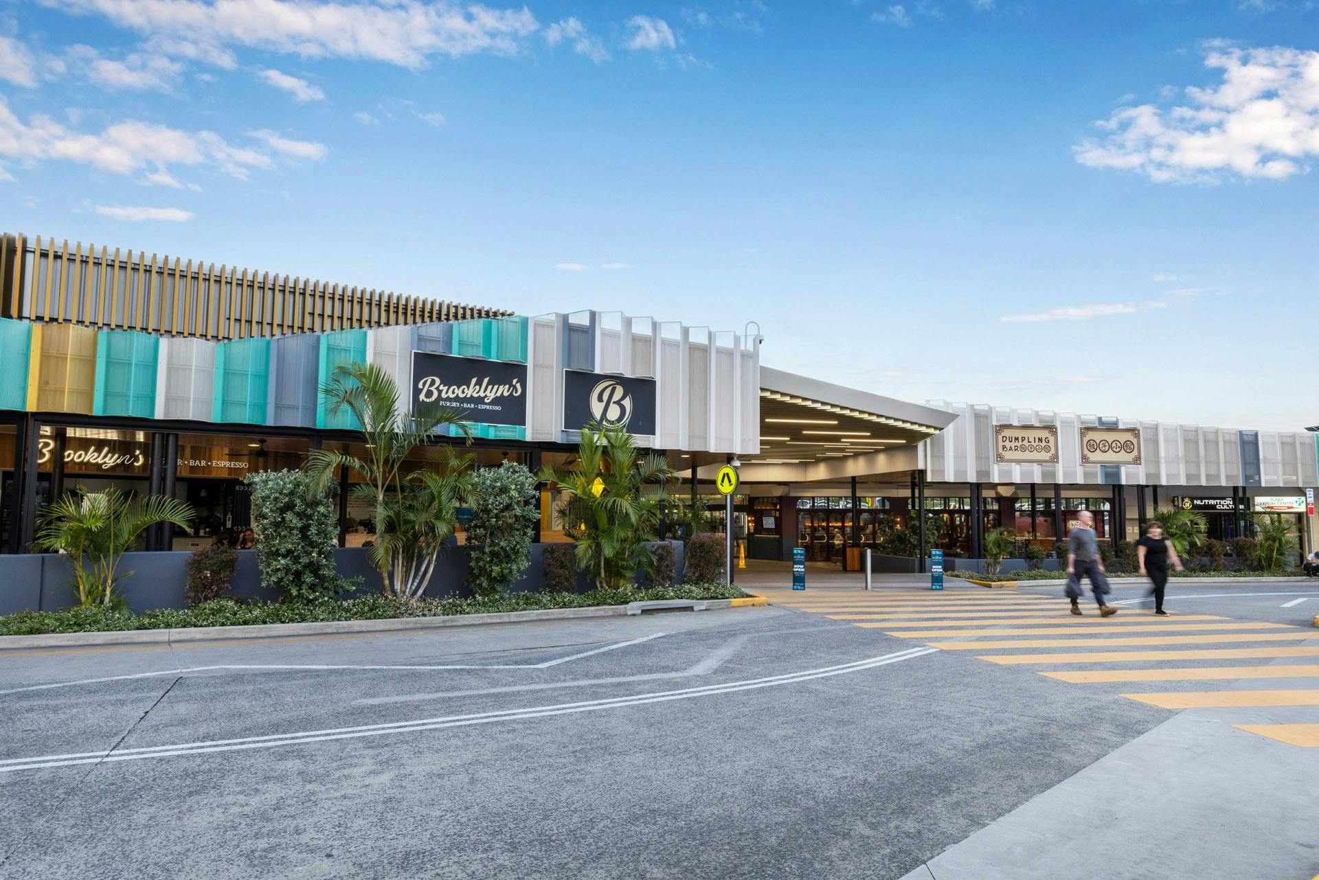 Park Beach Plaza Brooklyn Burgers entrance