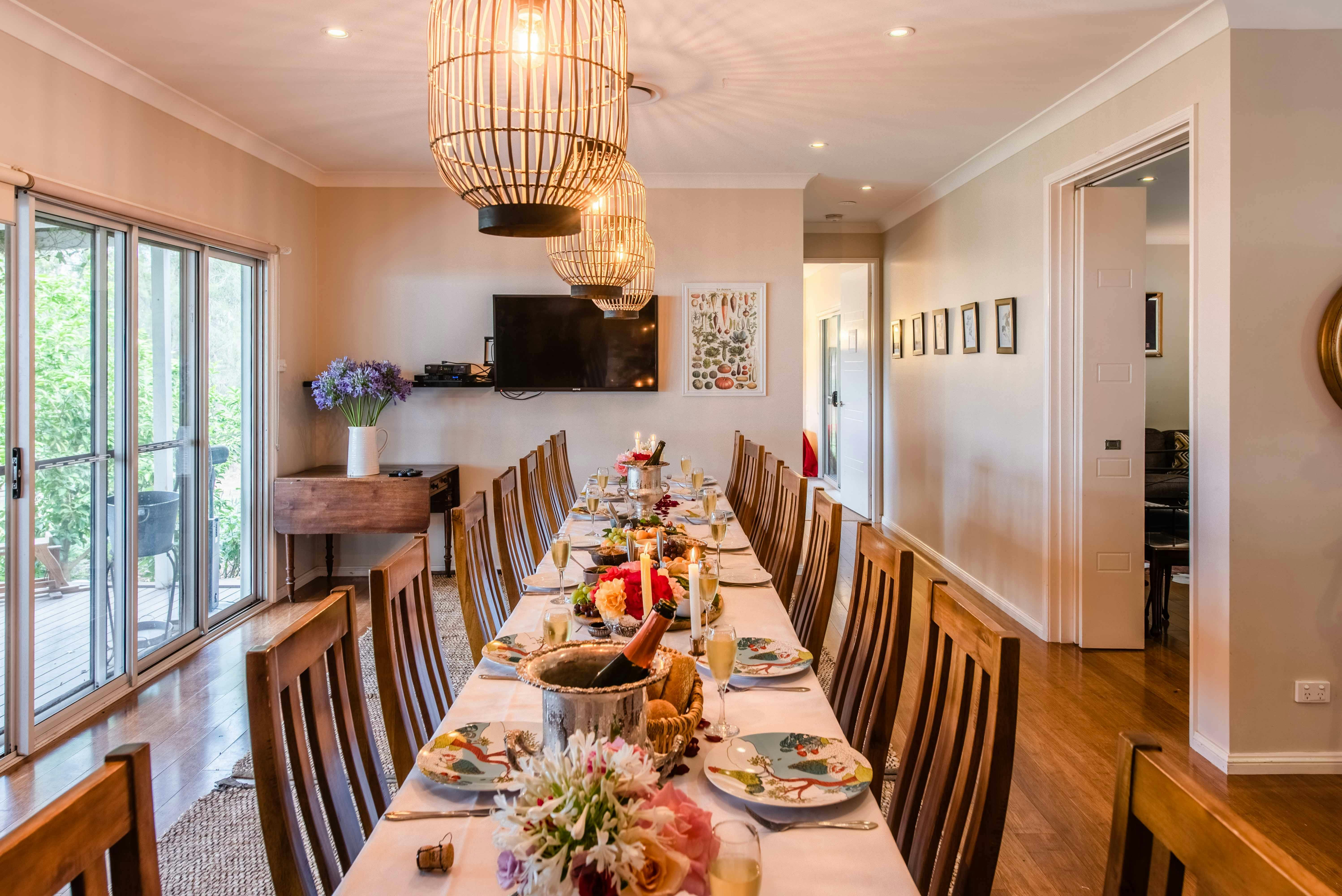 Hunter Moon Country House dining area for large groups