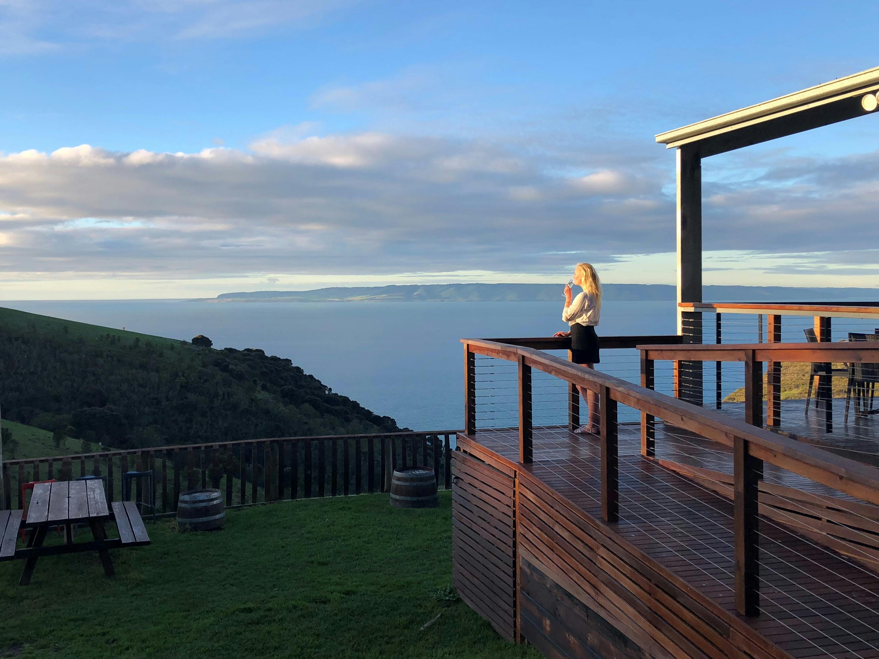 Heli Lunch - Kangaroo Island - Dudley's Clifftop Cellar Door