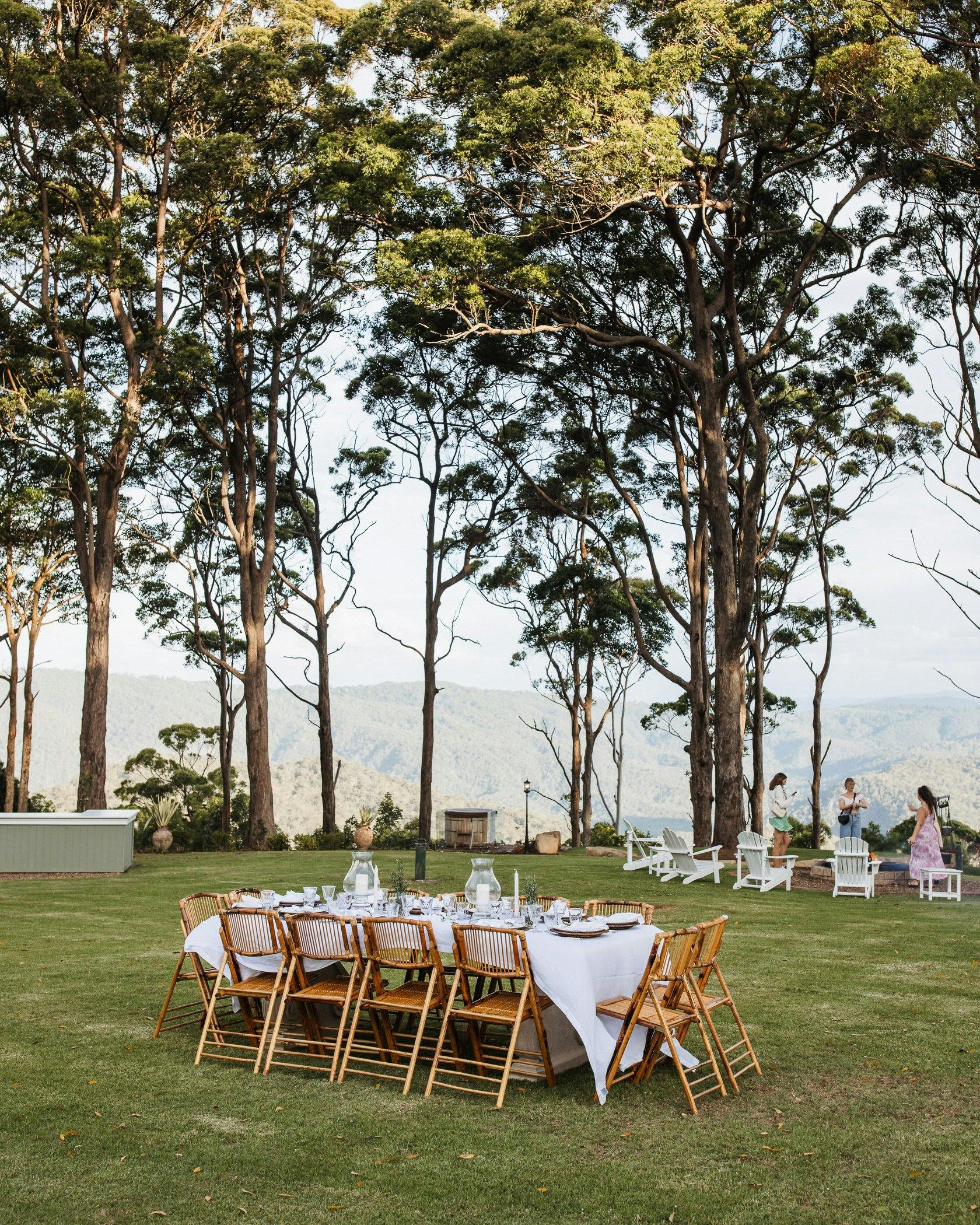 Alfresco Dining in the Mountains.