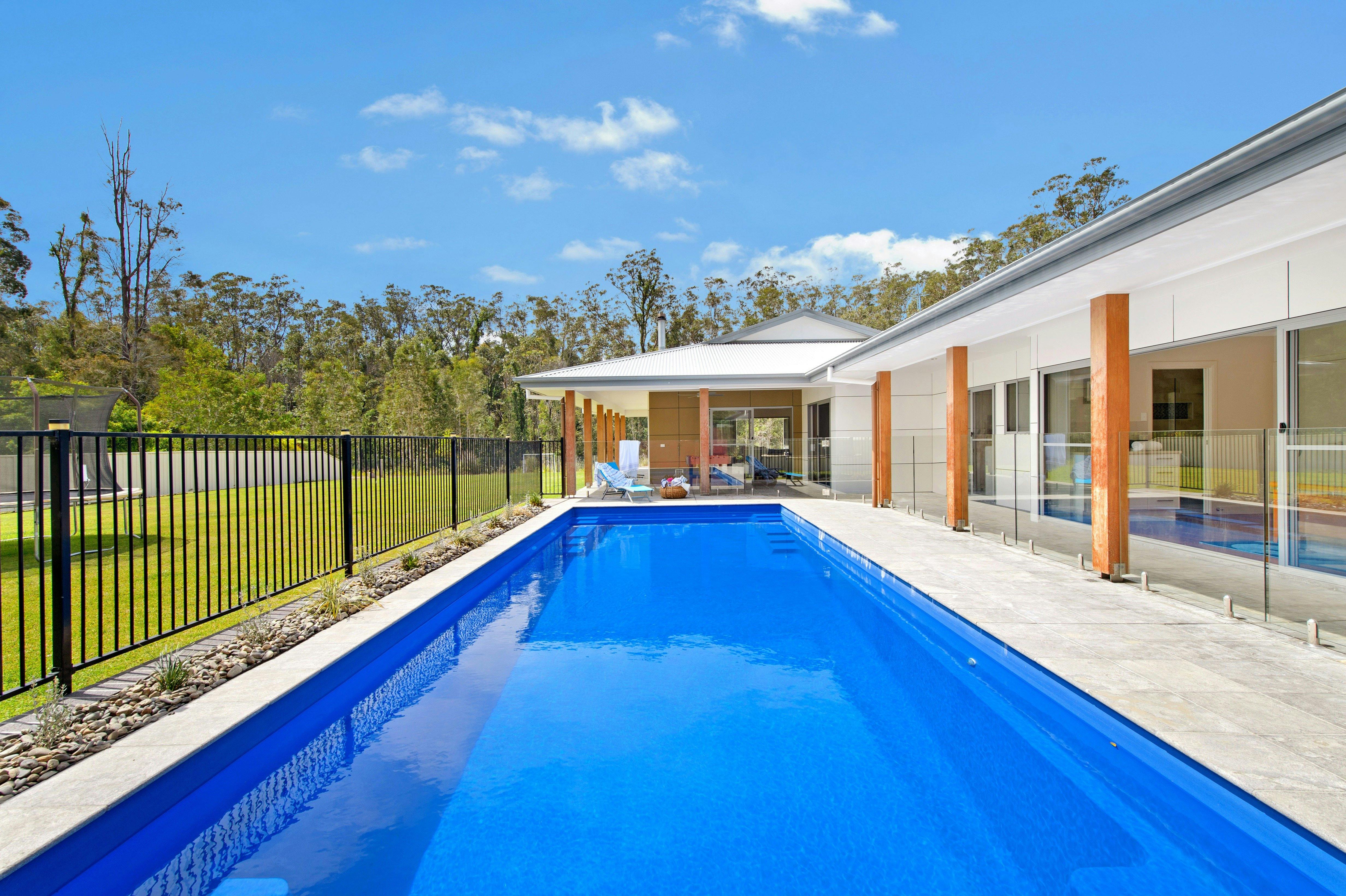 Lakeside Lodge Lake Cathie NSW Holidays & Things to Do