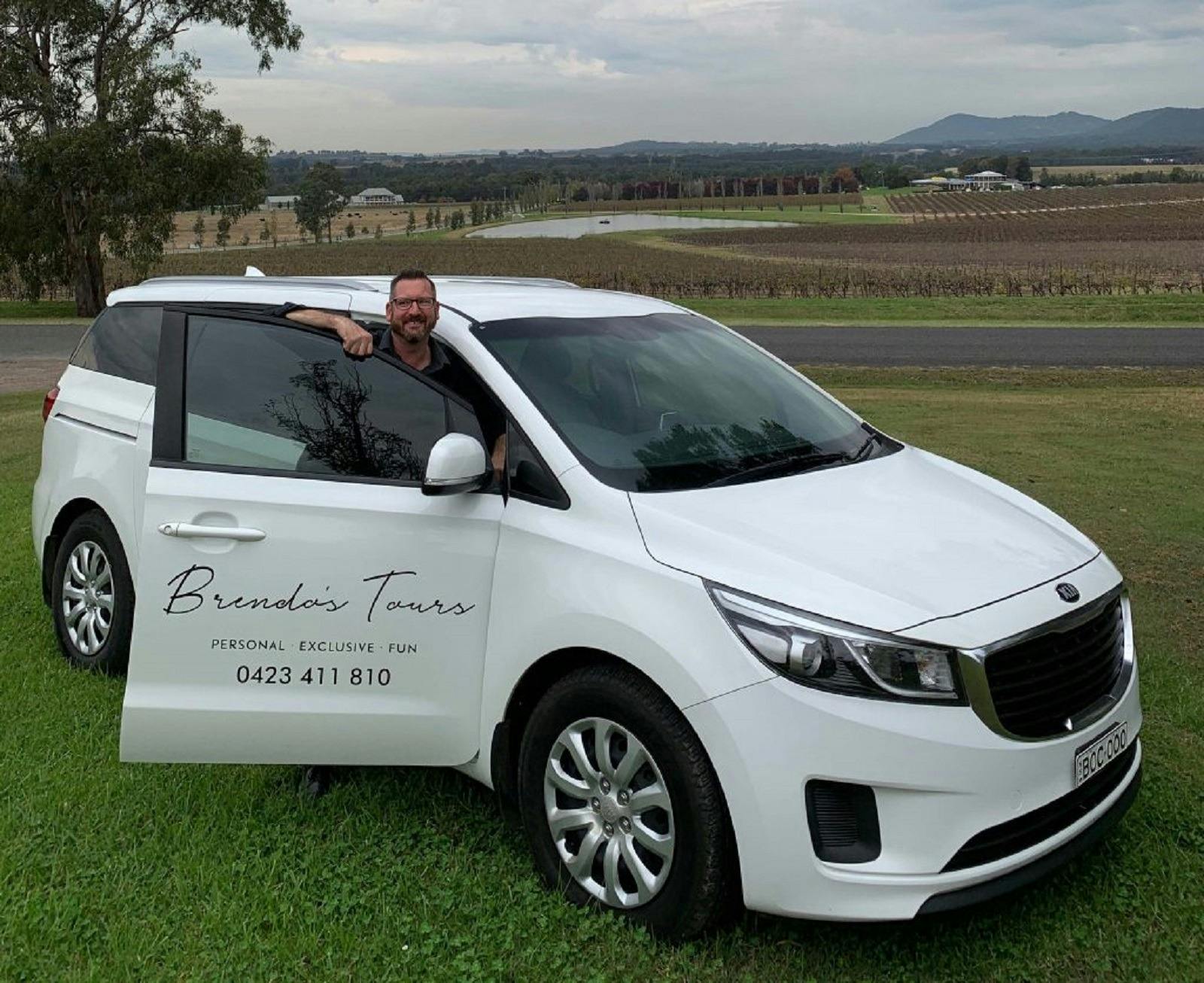 Brendo in front on bus