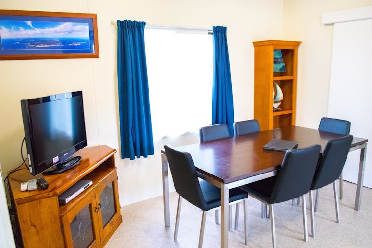CABINS 11 to 15