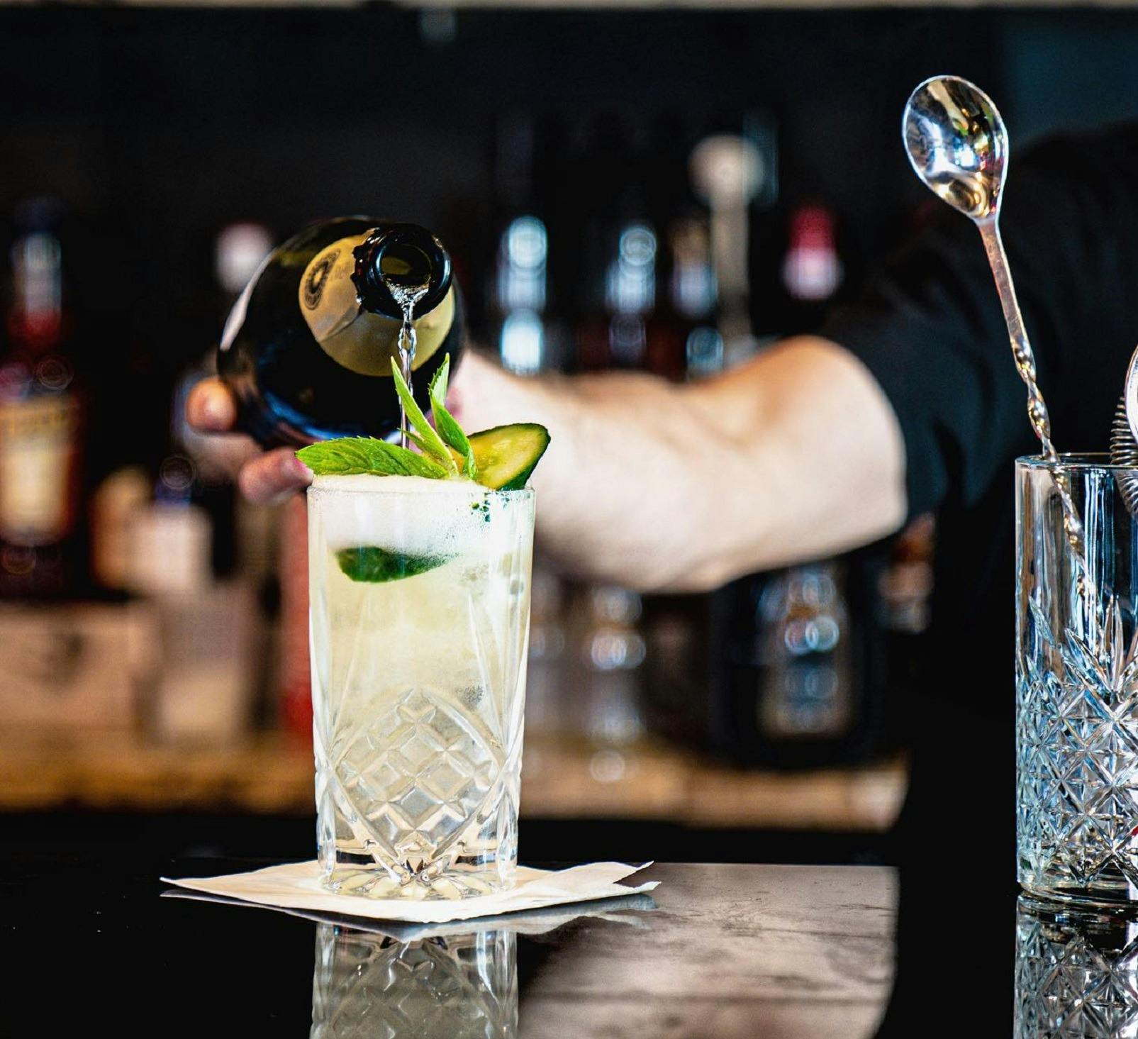 혼카스 바 + 먹거리