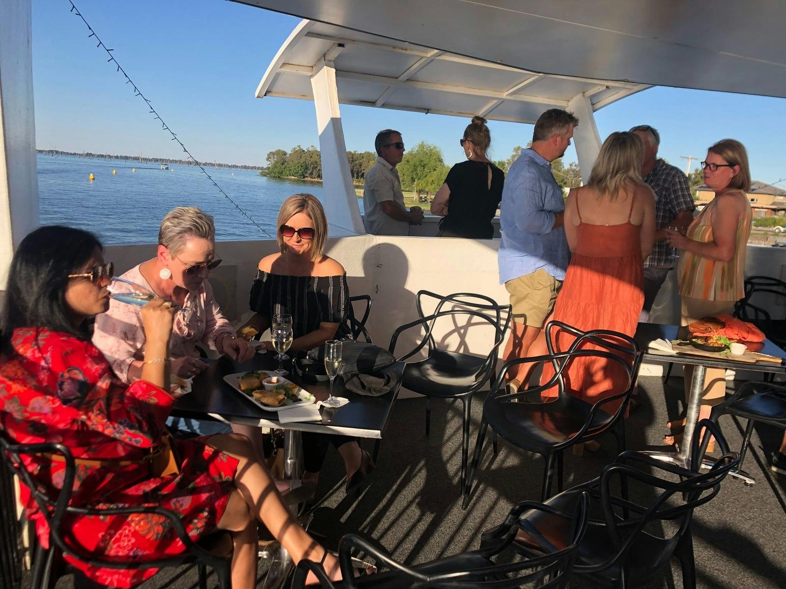 Alfresco dining