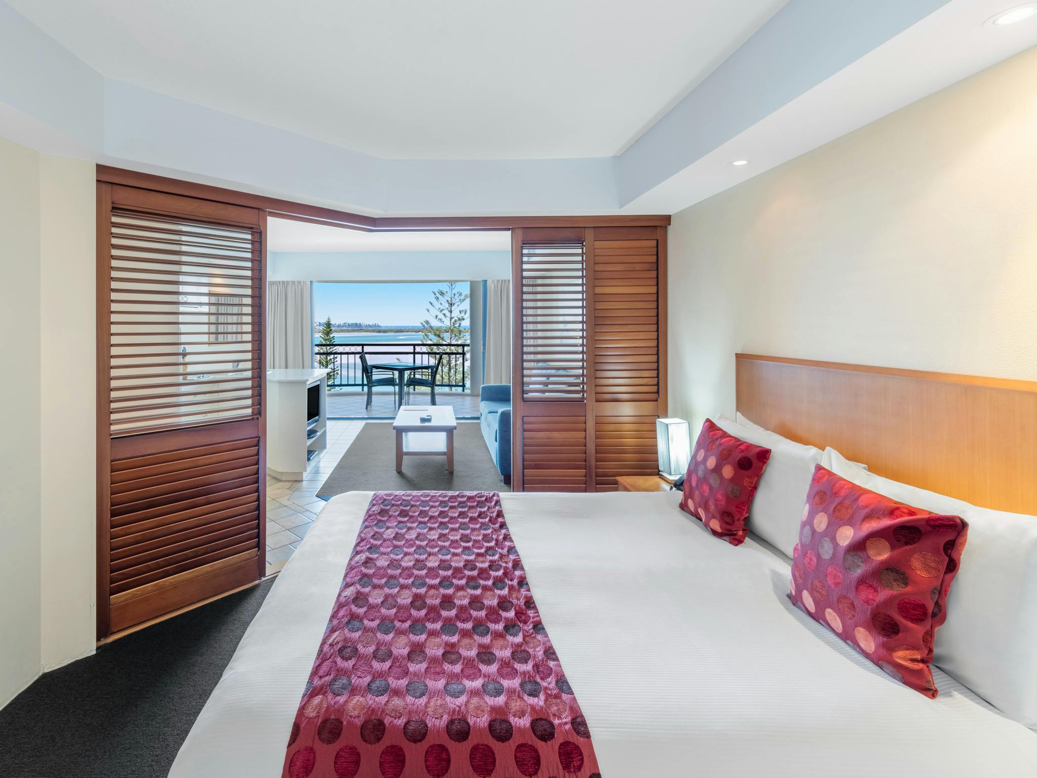 Ramada Resort by Wyndham Golden Beach Ocean view studio spa bedroom Ramada Resort by Wyndham Golden Beach Ocean view studio spa bedroom
