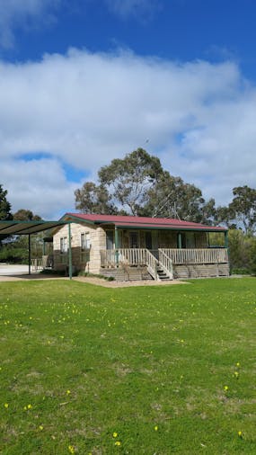 Carolynnes Cottages Possums Paradise