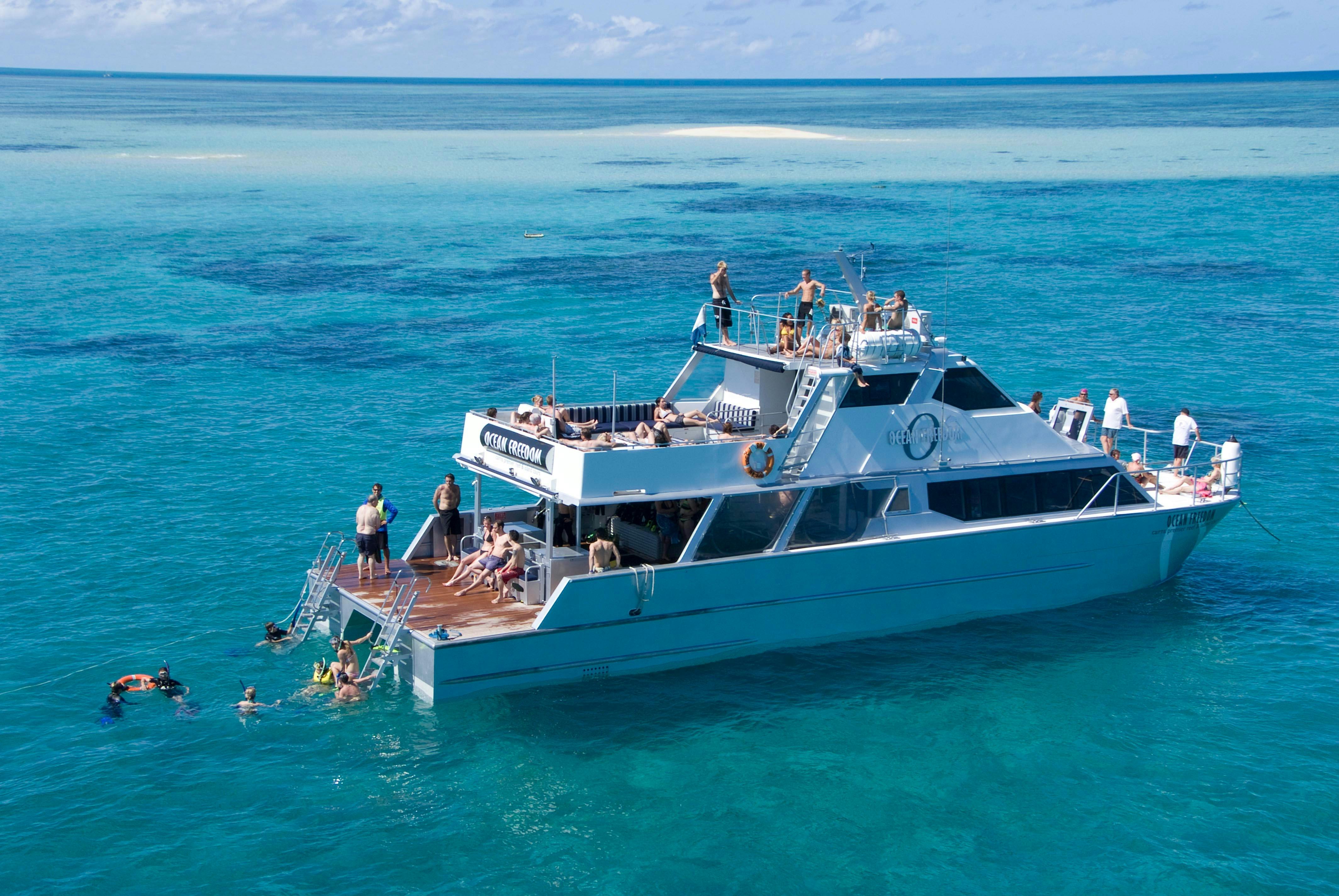 Ocean Freedom - On Upolu Cay Reef Mooring