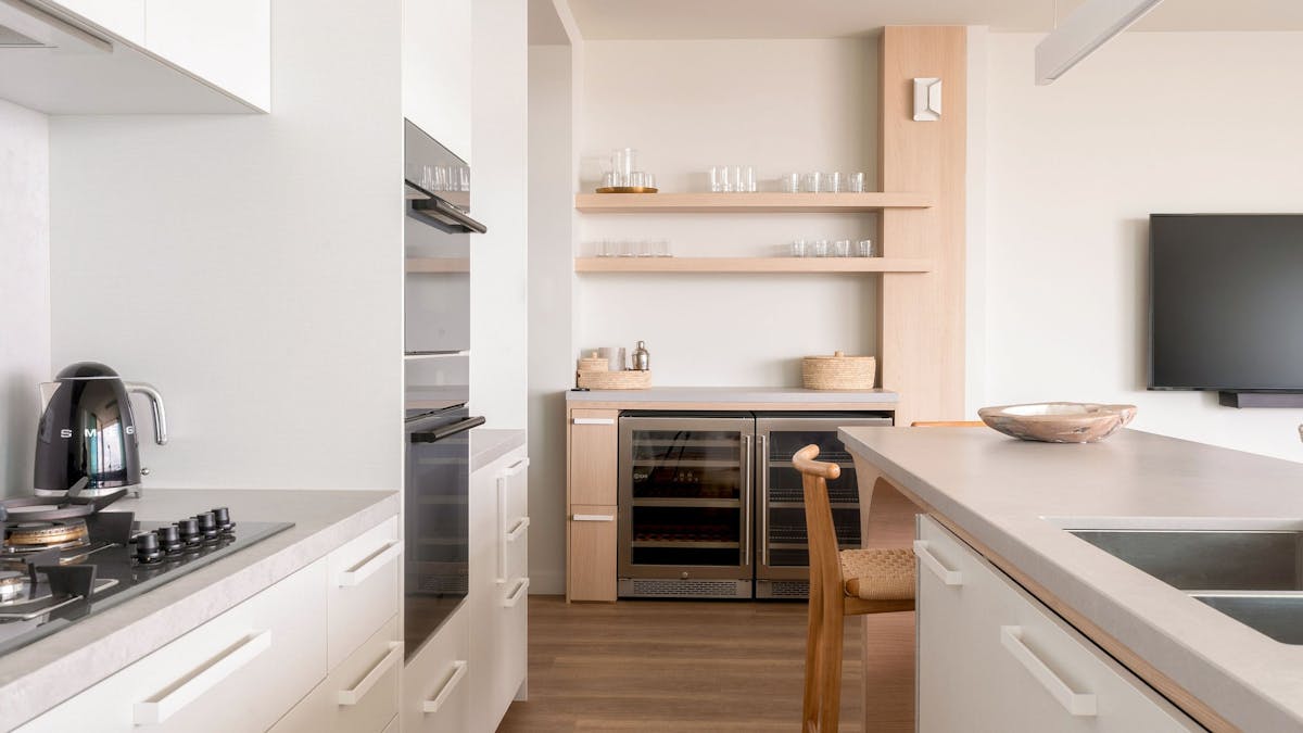 3 Bedroom unit in Kirra - Kitchen