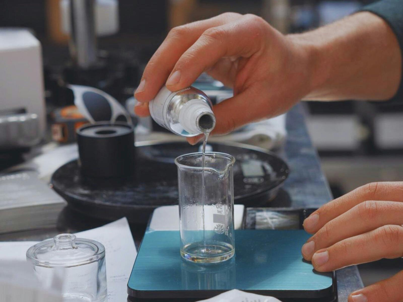 mixing scents