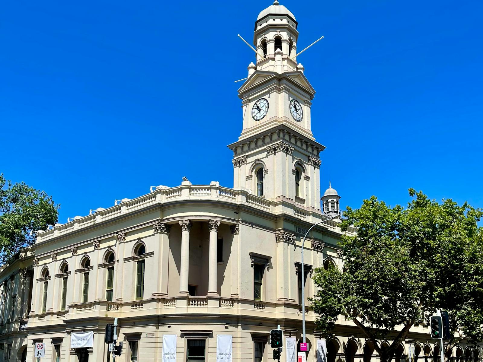 Australia’s premier Antique & Art Fair, presented by the AAADA