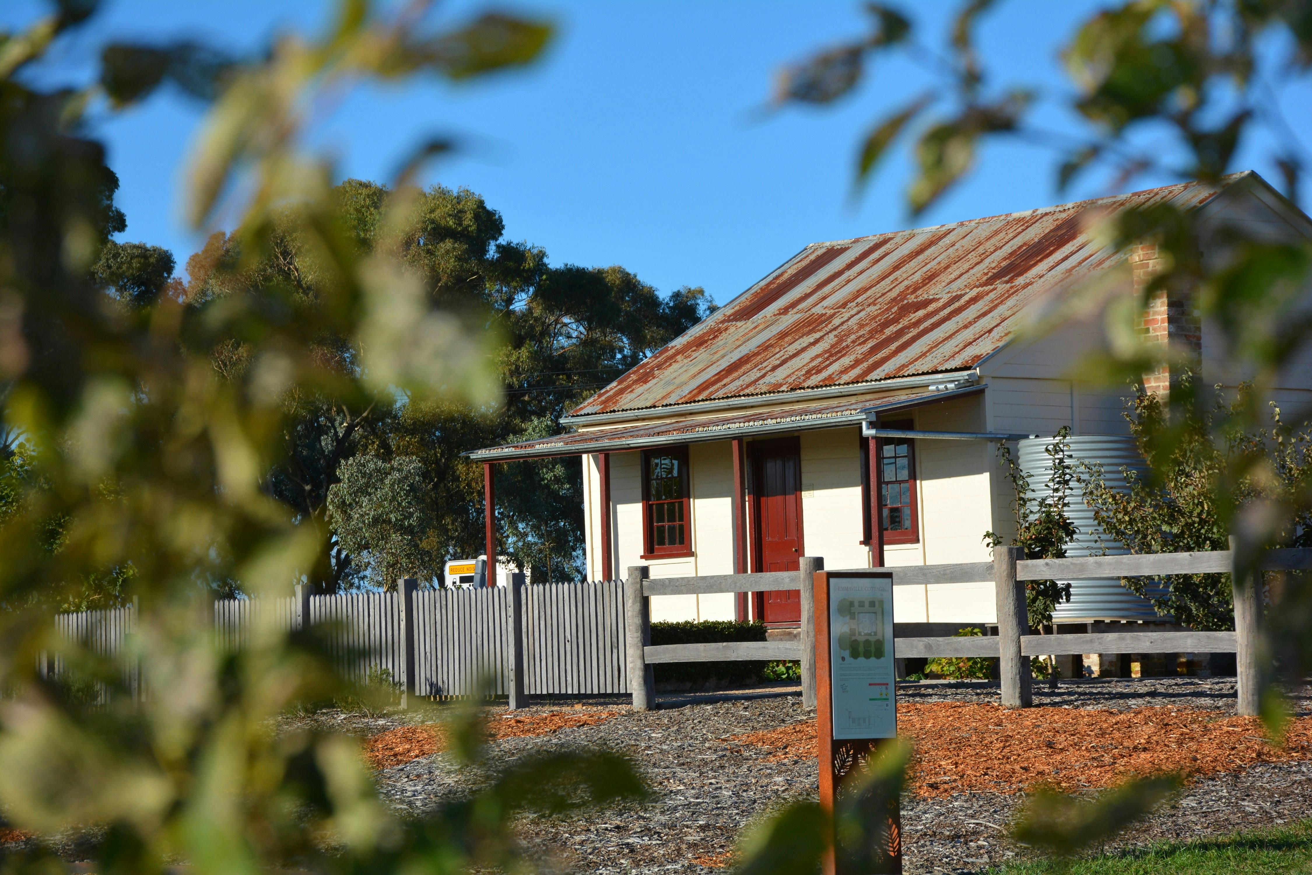 Emmaville Cottage, Orange Botanic Gardens