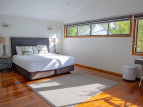 Blue Bliss - Byron Bay - Bombora House - Bedroom 2 Upstairs c_0