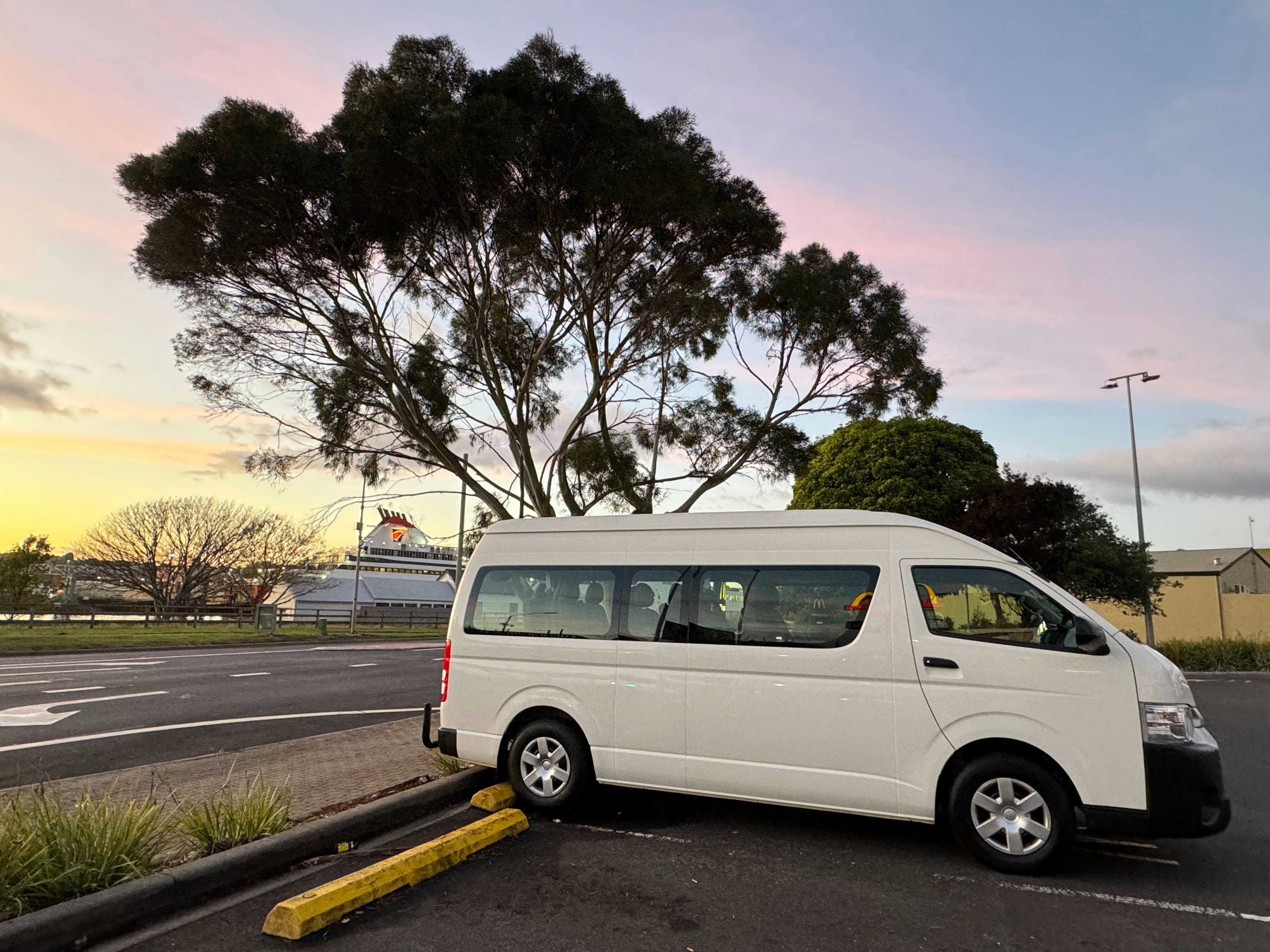Breezy Thyme Travel Tour Bus