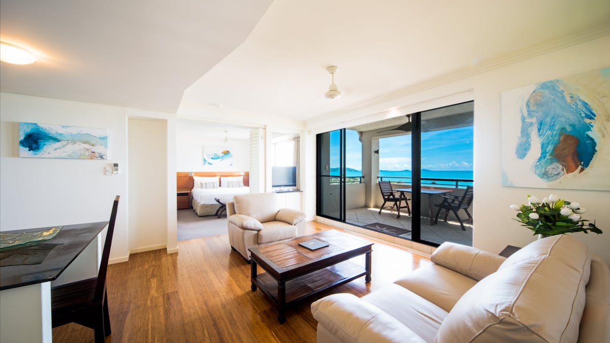 One bedroom seaview apartment with internal spa tub
