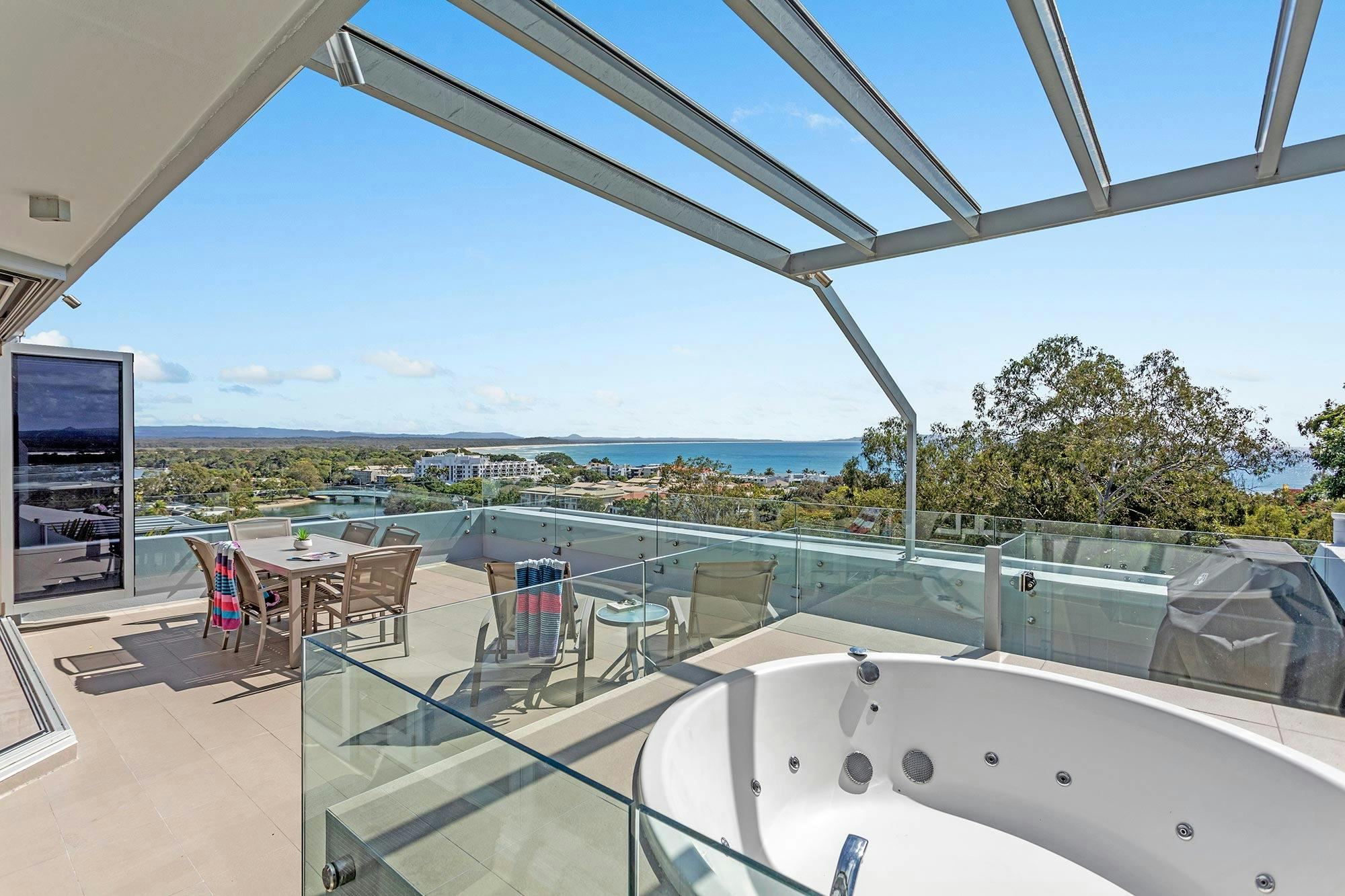 Apartment 9 2 Bedroom Ocean View