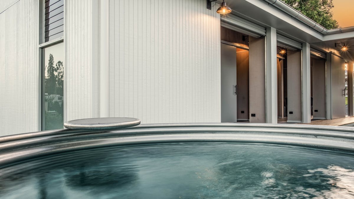 Rail Trail Refuge - Plunge Pool  in foreground, accomodation at rear
