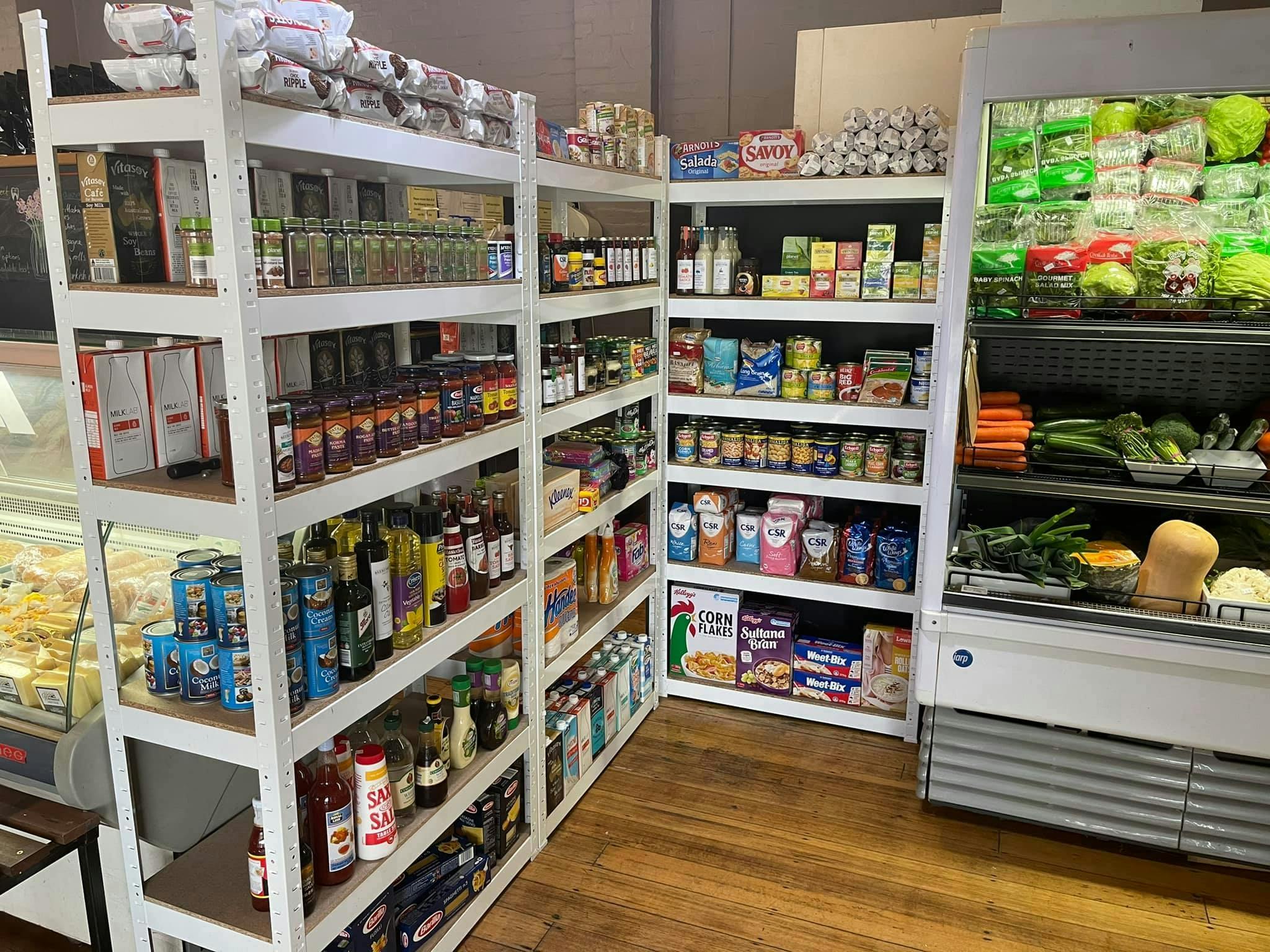Brewsters Food Store and Cafe